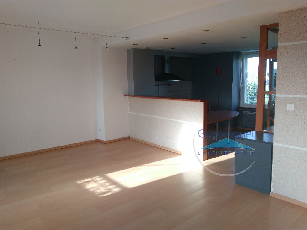 Appartement d'environ 63 m² à vendre au RELECQ KERHUON (29480).