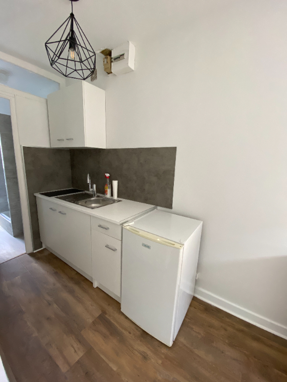 A louer - Appartement T1 bis au centre ville de LANDERNEAU