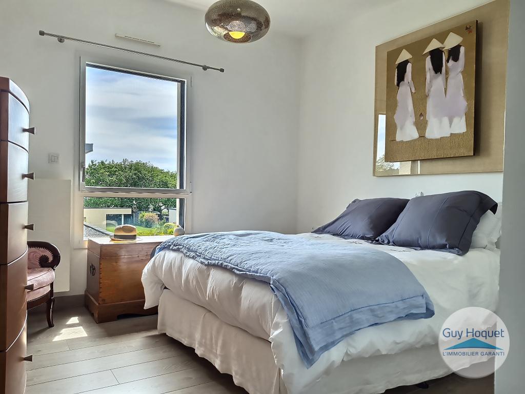 A louer Maison T8 secteur  Le Douvez à GUIPAVAS