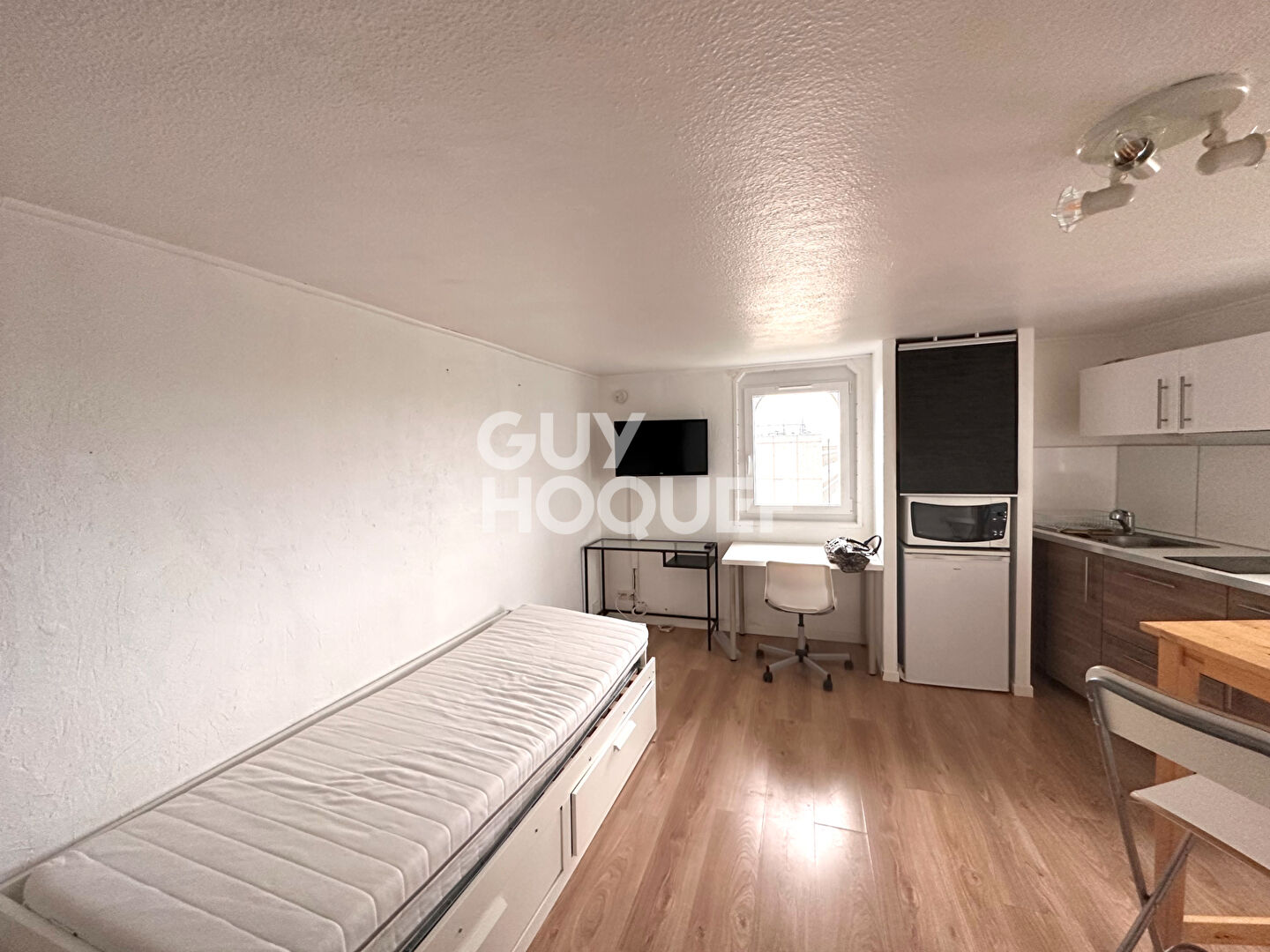 A louer - Studio meublé - Quartier Recouvrance à BREST