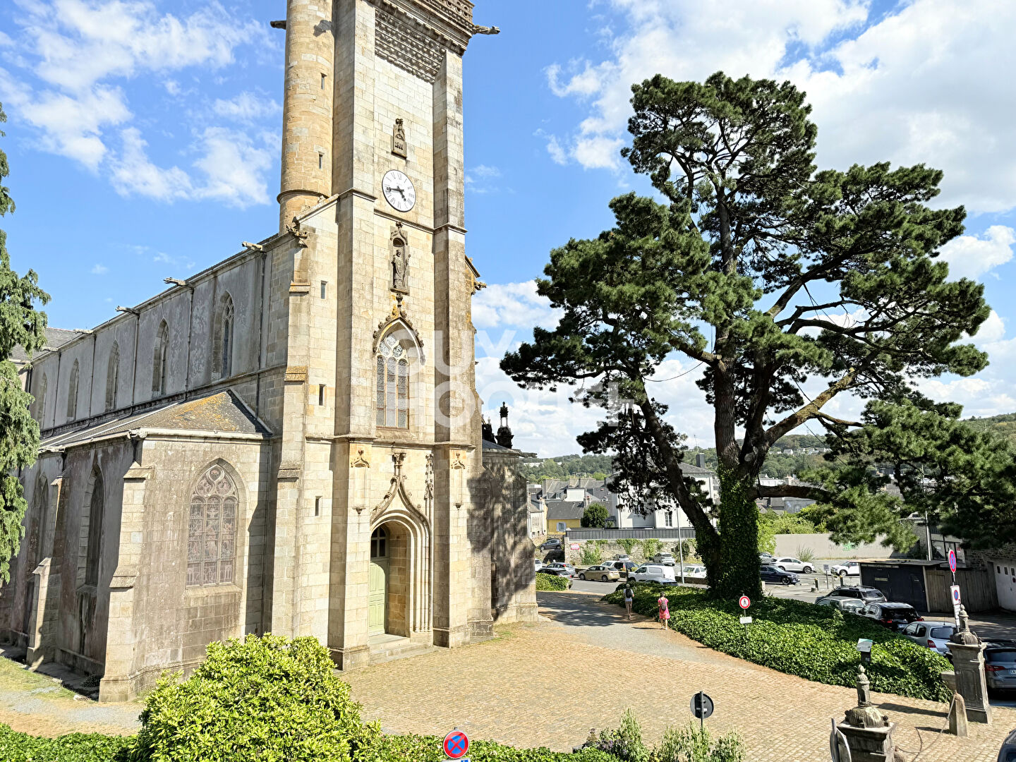 A LOUER- Appartement T2 à LANDERNEAU Centre-ville