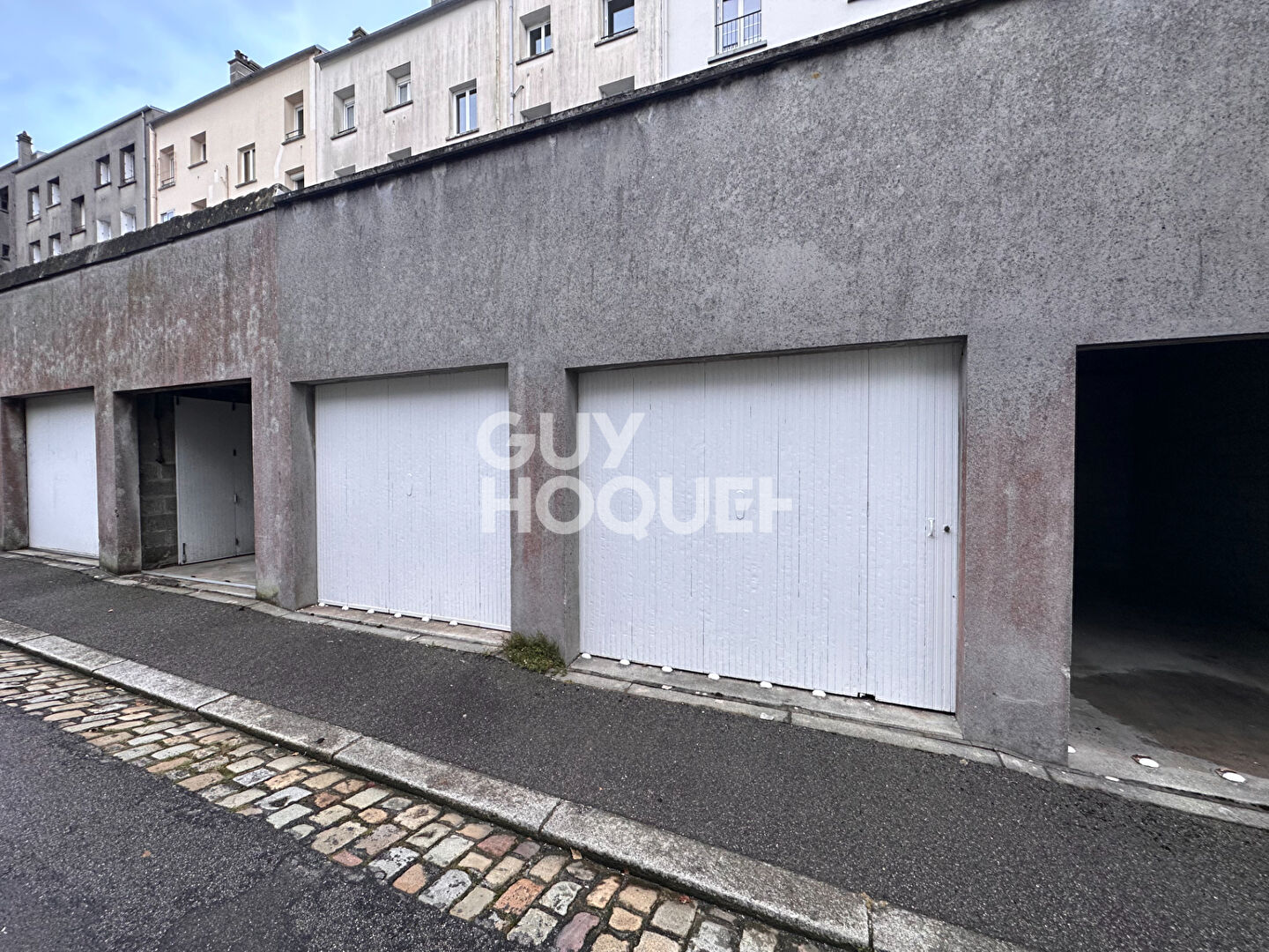 Garage à louer - Centre-ville à BREST