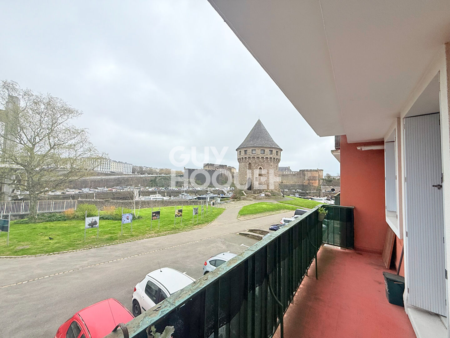 A louer appartement T3 à BREST Face Tour Tanguy