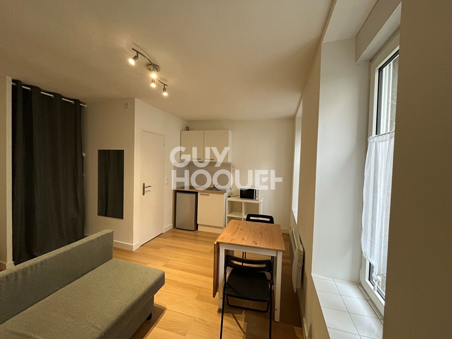 À LOUER - Studio meublé - Quartier Saint Michel à BREST