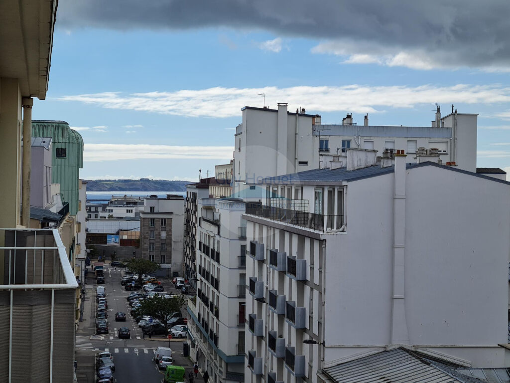 A louer appartement T5 meublé - Centre-ville BREST