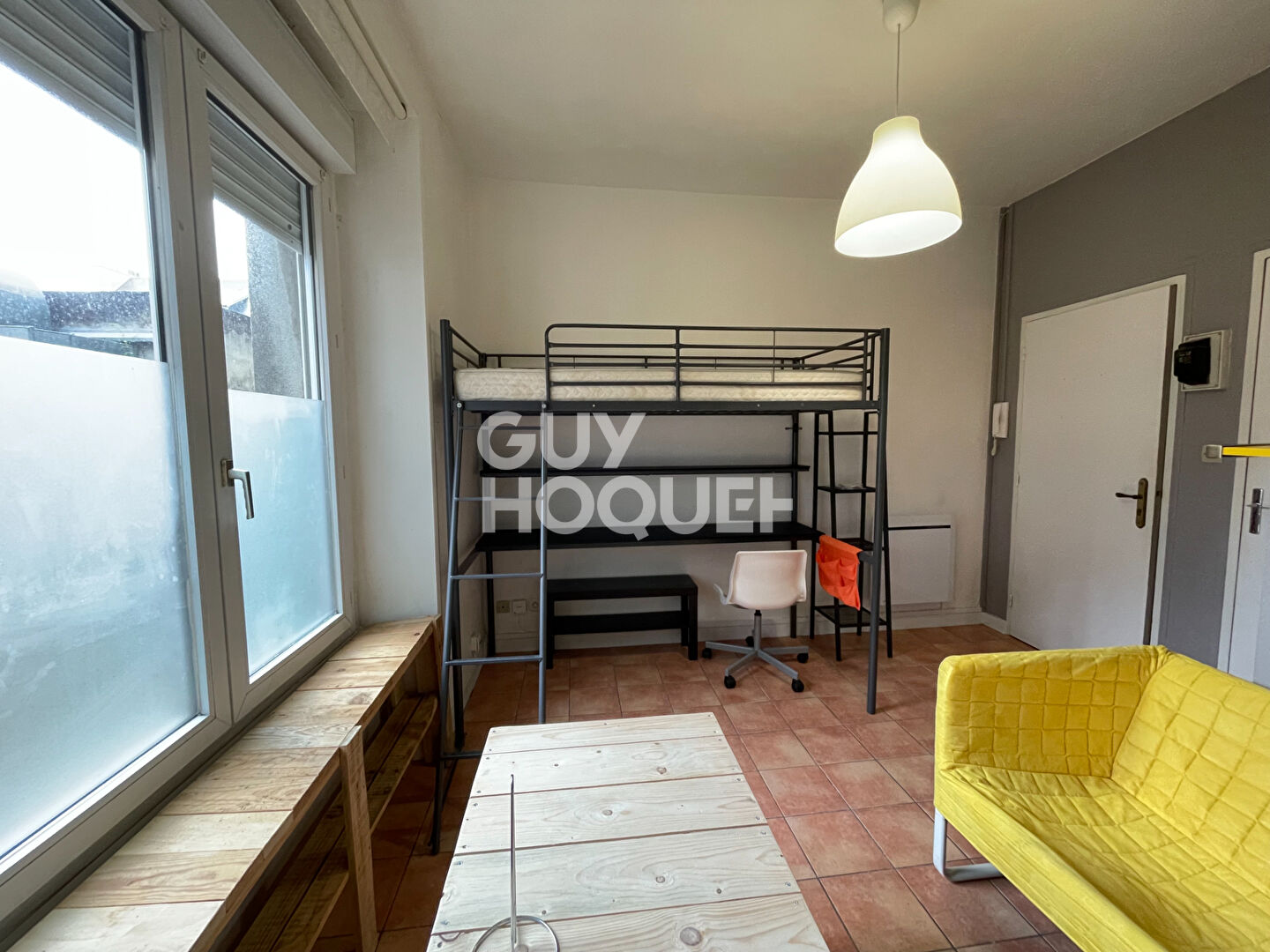 A louer - studio meublé - Quartier St Martin à BREST