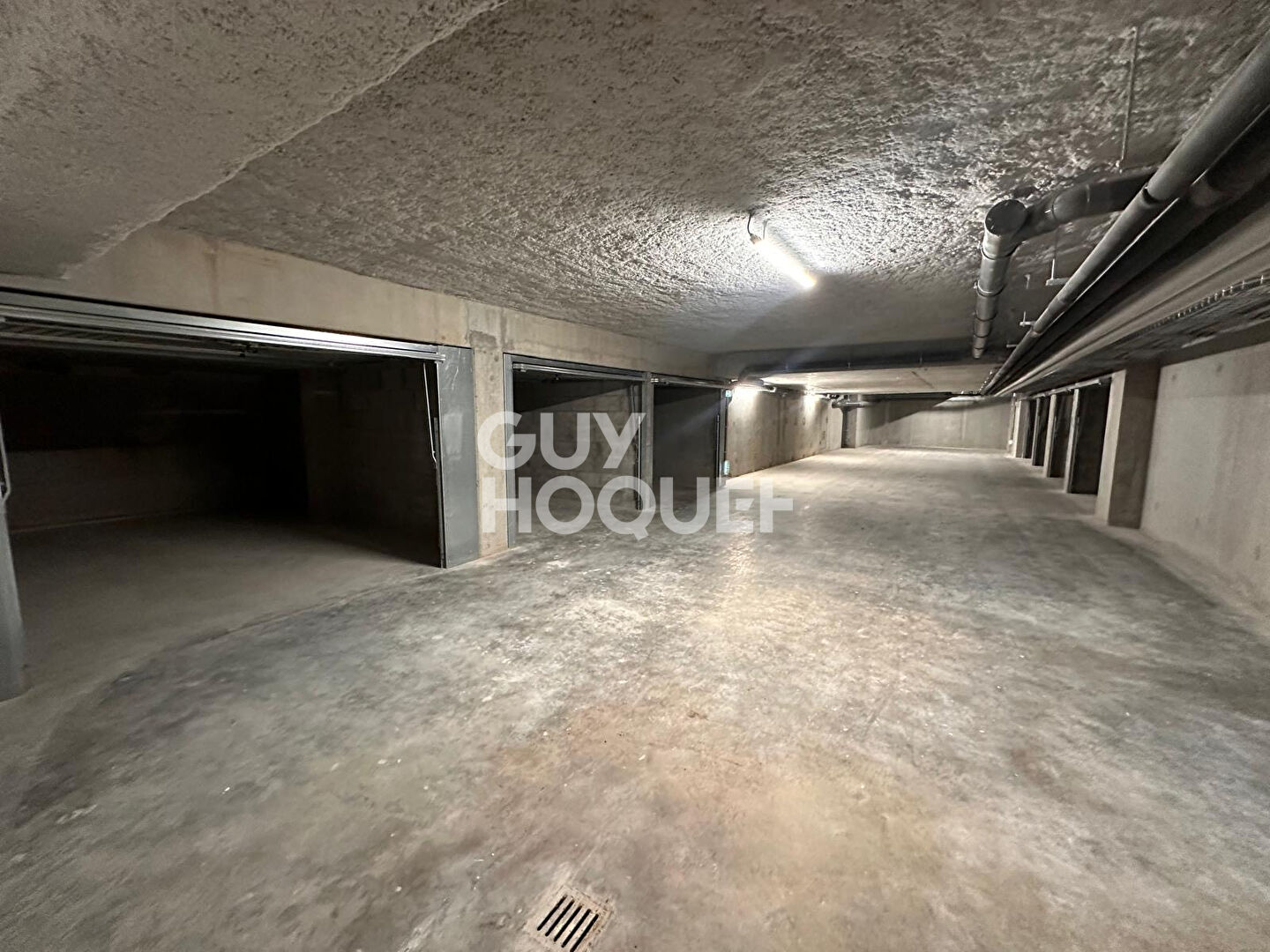 A louer parking boxé - Centre-ville à Brest