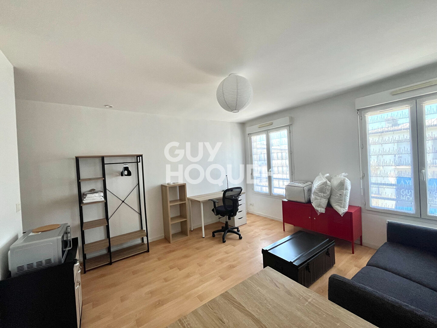 A LOUER - Studio - CENTRE VILLE