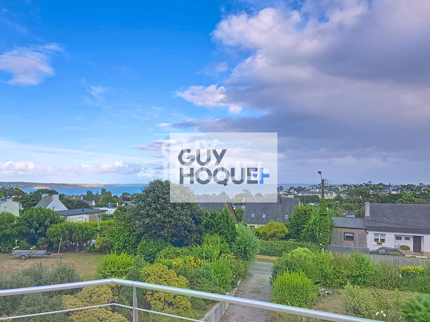 A vendre Maison de + 200m² - Quartier résidentiel à PLOUGONVELIN