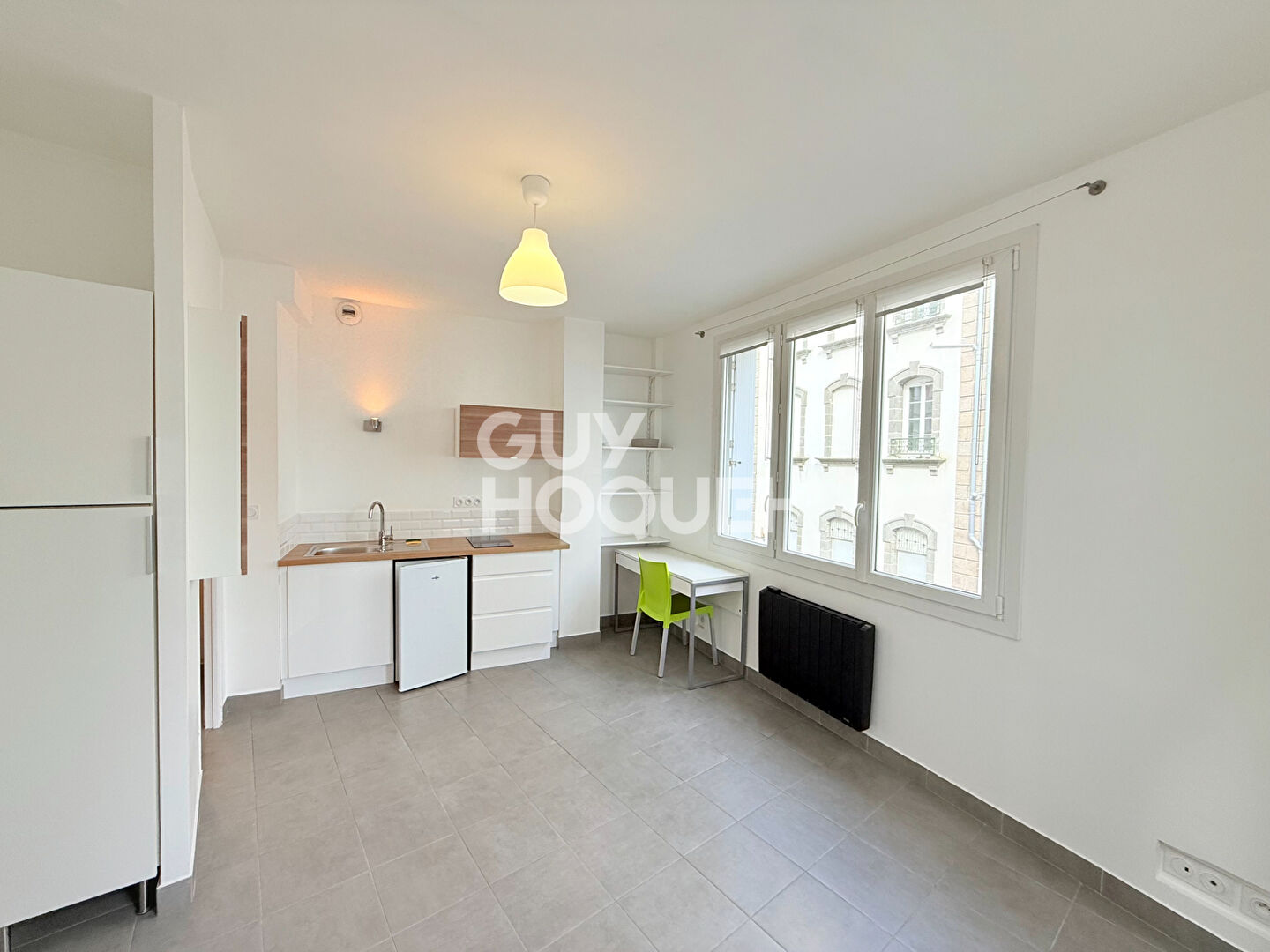 A louer - Studio rénové- Quartier Jaurès à BREST