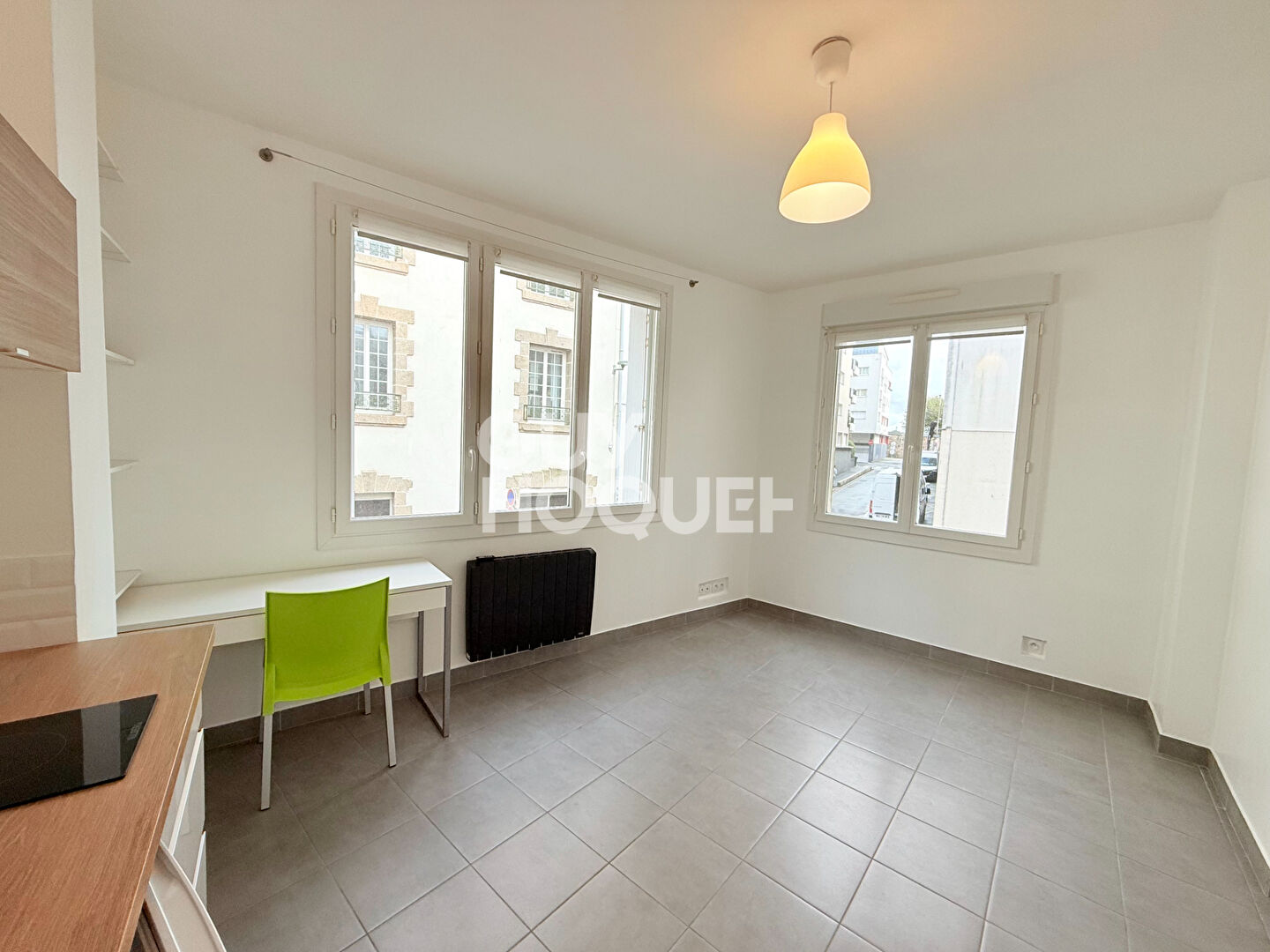A louer - Studio rénové- Quartier Jaurès à BREST