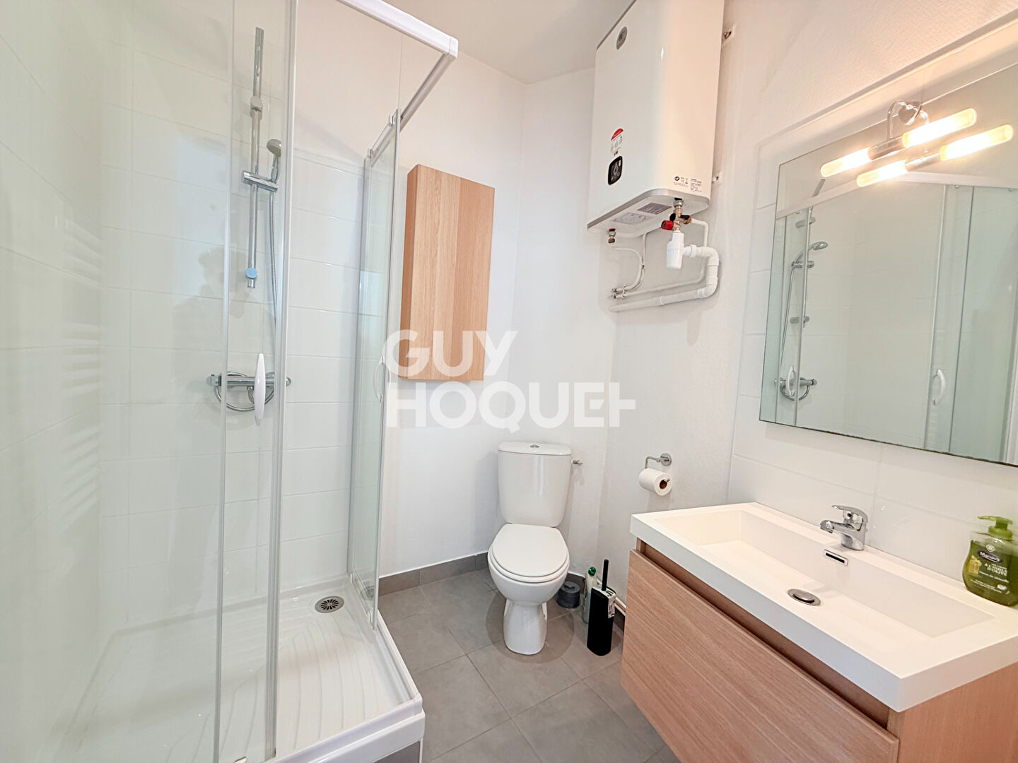 A louer - Studio rénové- Quartier Jaurès à BREST