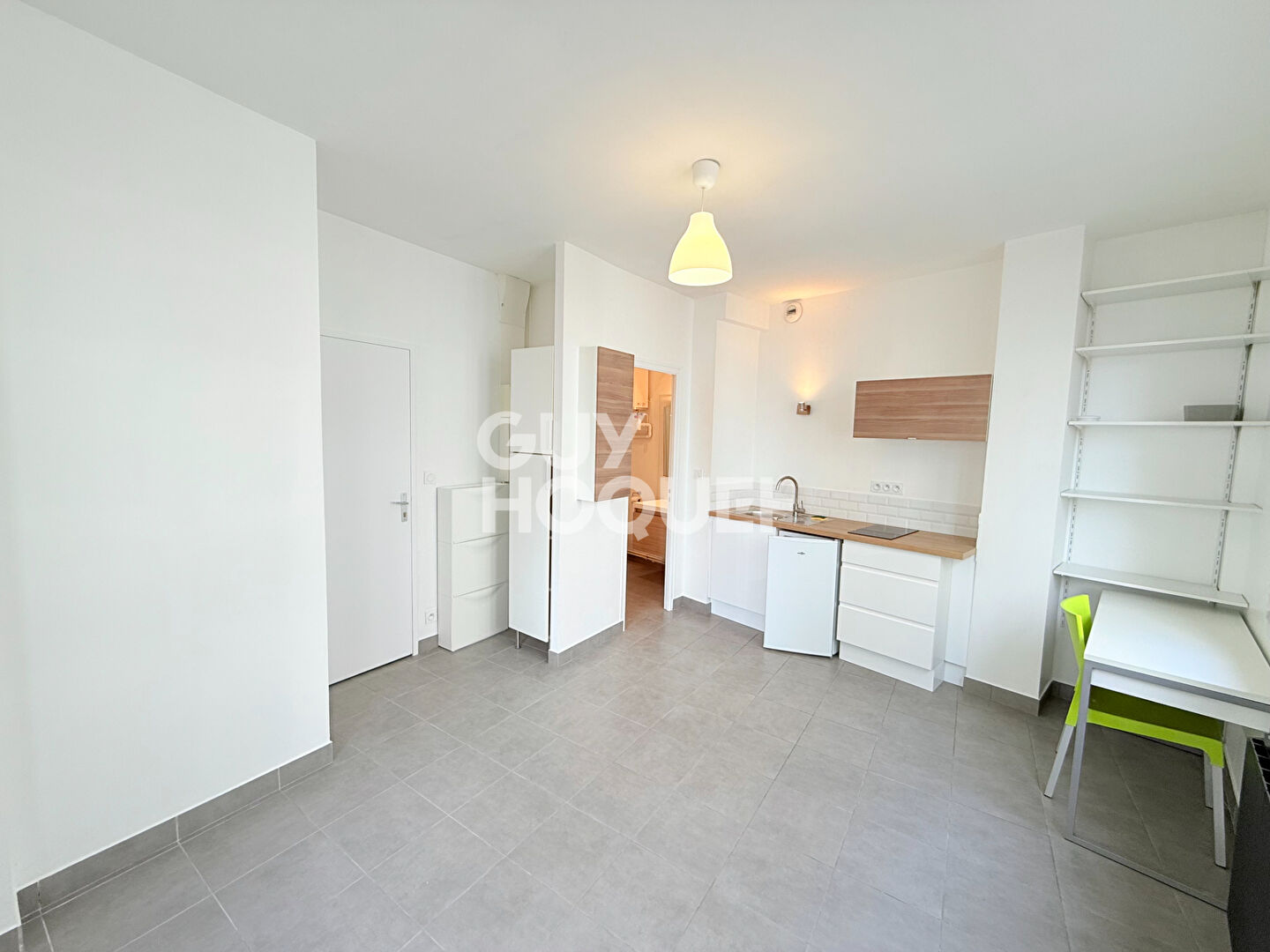 A louer - Studio rénové- Quartier Jaurès à BREST