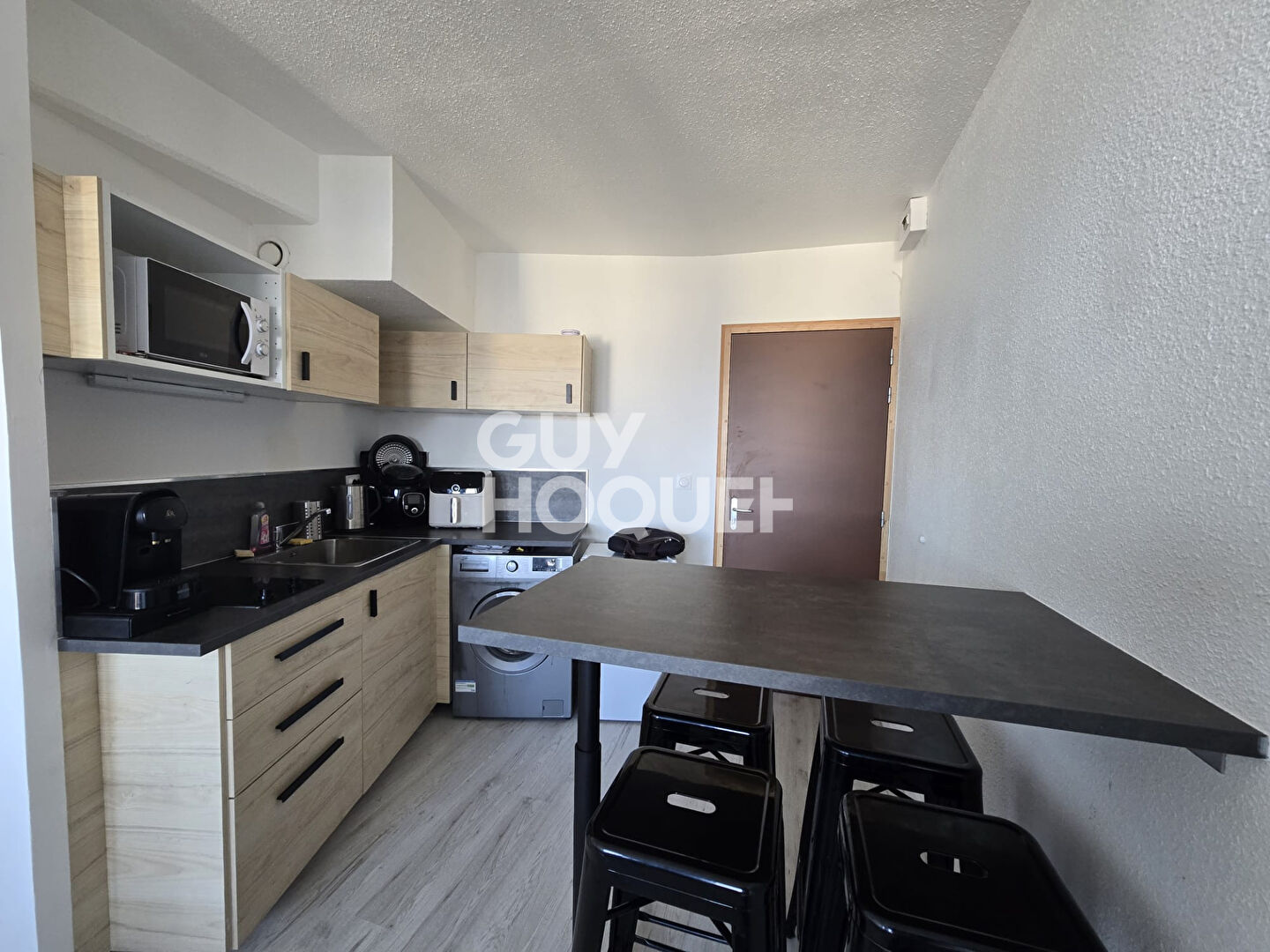 A louer - Studio meublé  -  Quartier St Martin  BREST