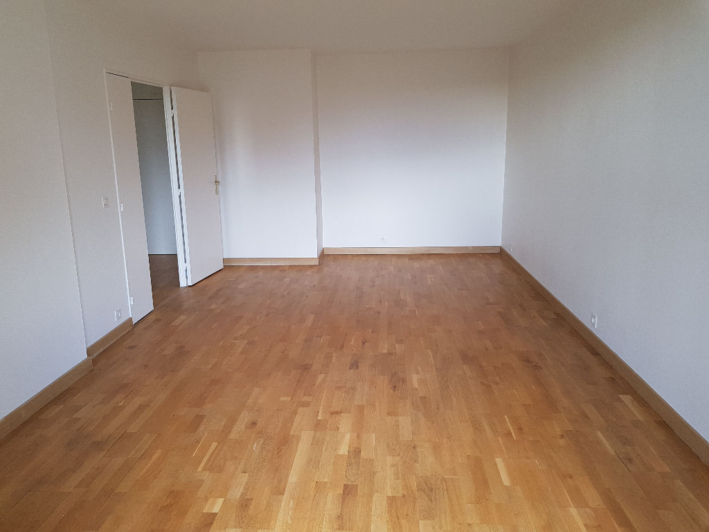 Appartement  2 pièces 54.52 m² proche centre ville