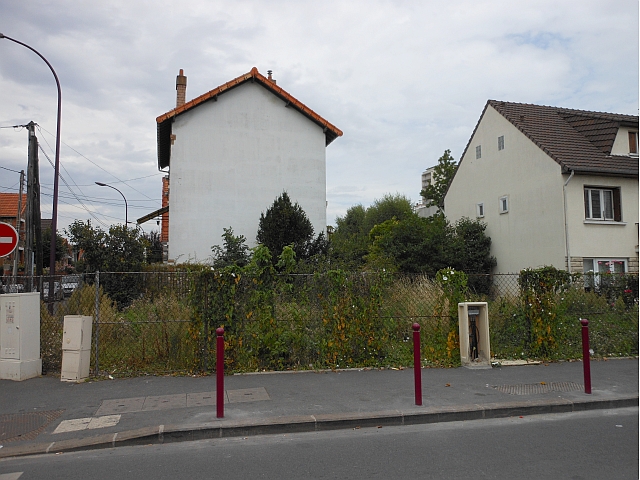 L'HAY LES ROSES - TERRAIN A BATIR