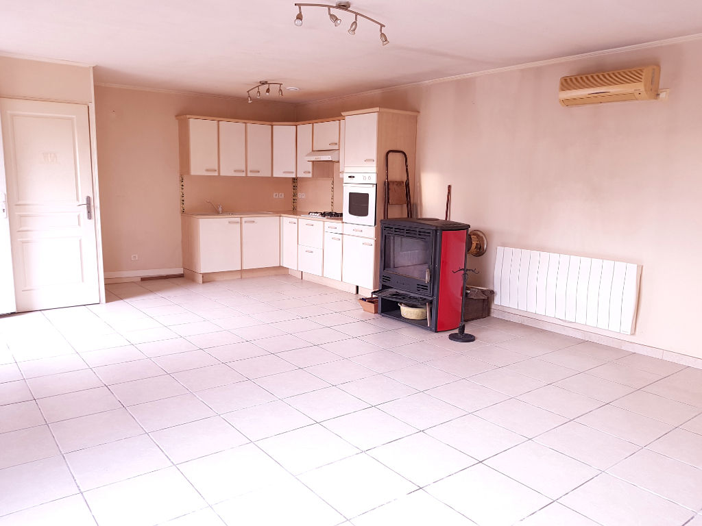 Maison récente 4 pièces de plain pied, à GY