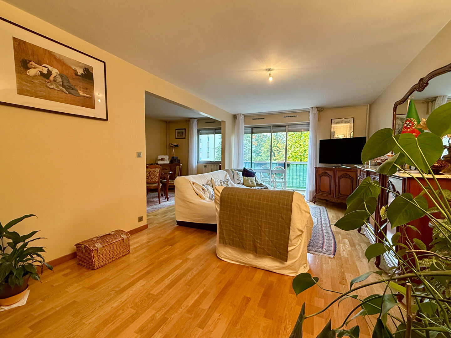 Appartement T5 de 100m² traversant à deux pas de la Gare Viotte