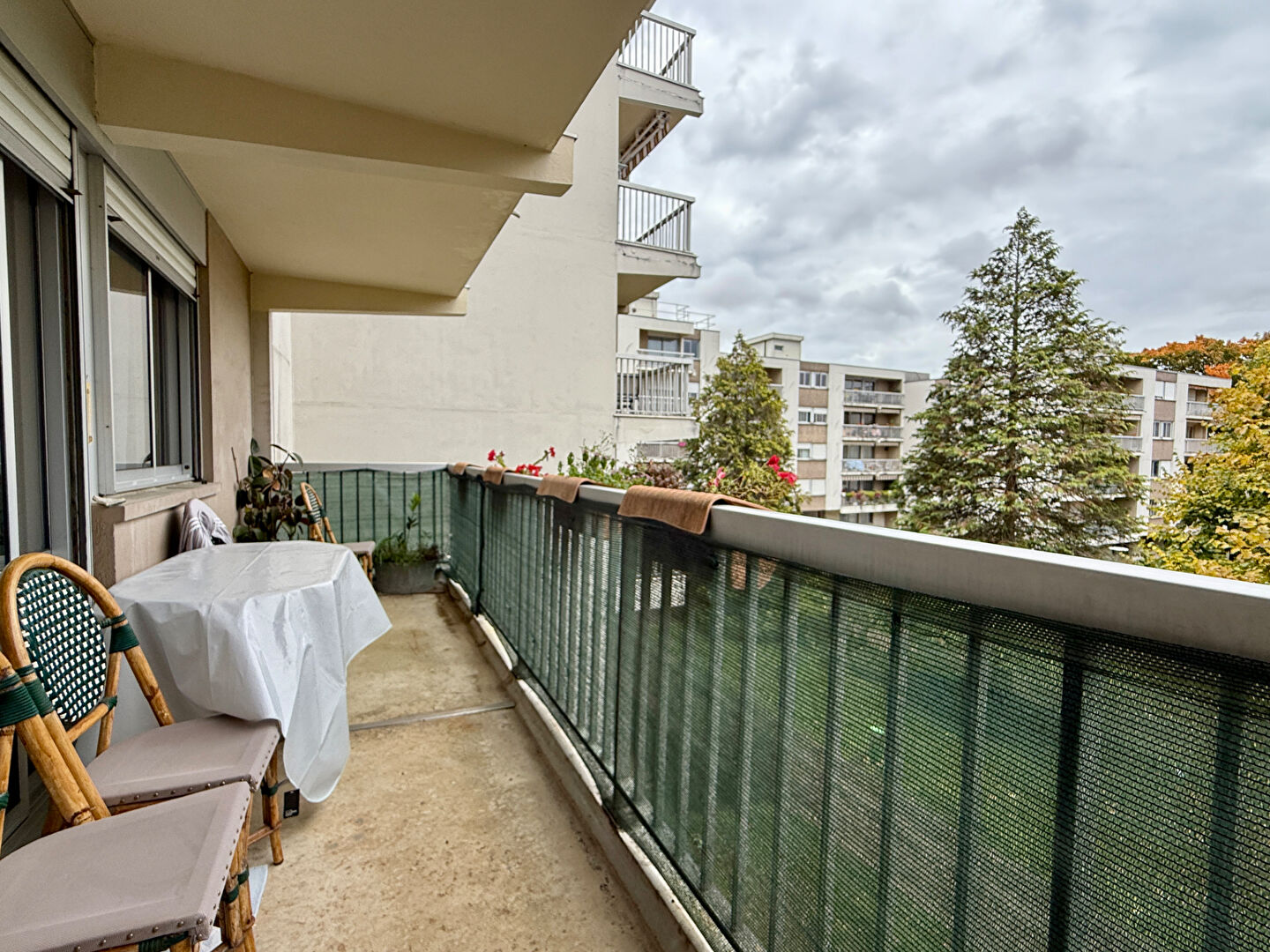 Appartement T5 de 100m² traversant à deux pas de la Gare Viotte