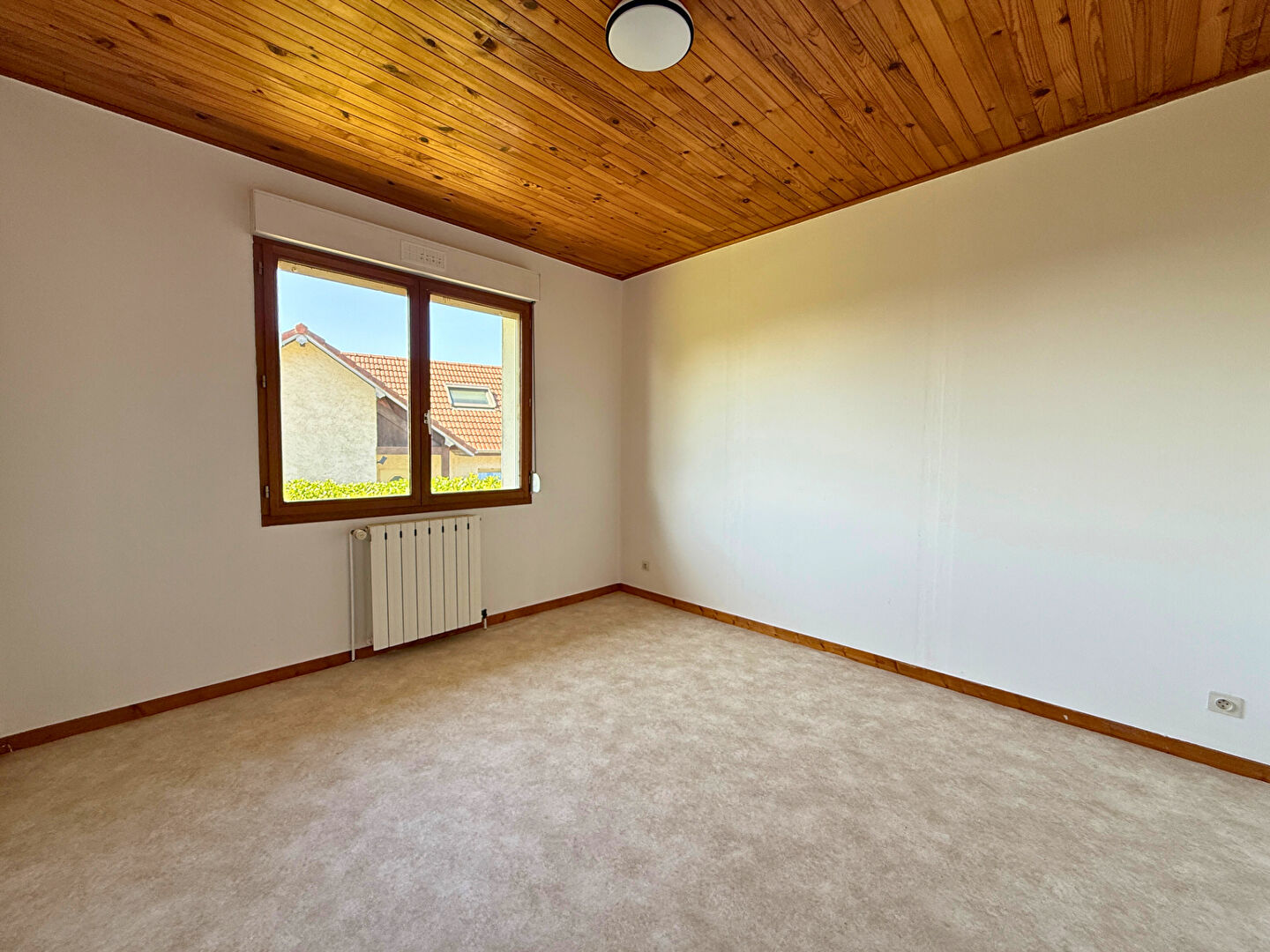 Maison familiale avec grand jardin - Secteur Montarmots à Besançon