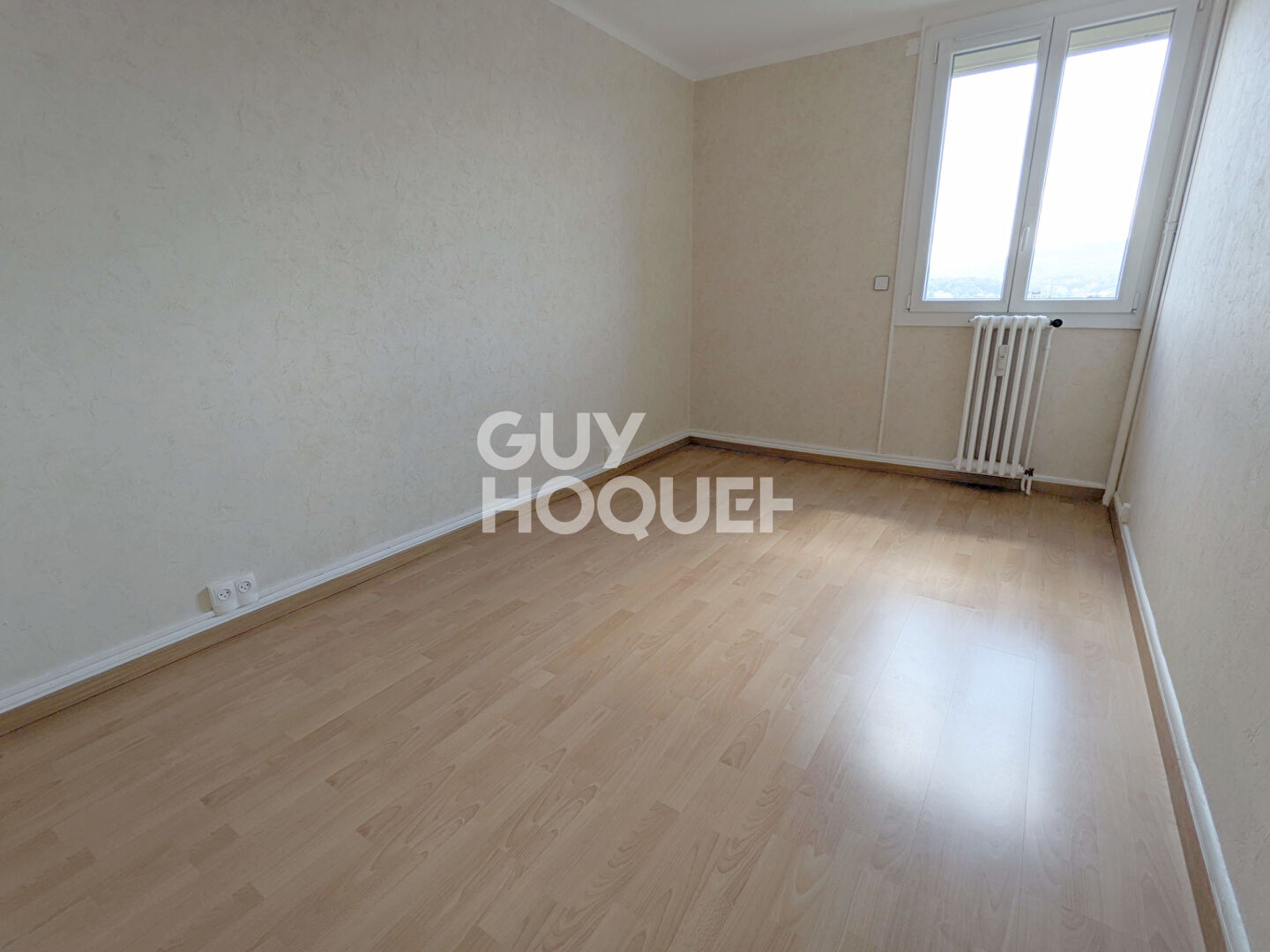 Appartement rénové 3 pièces 56 m², quartier Viotte