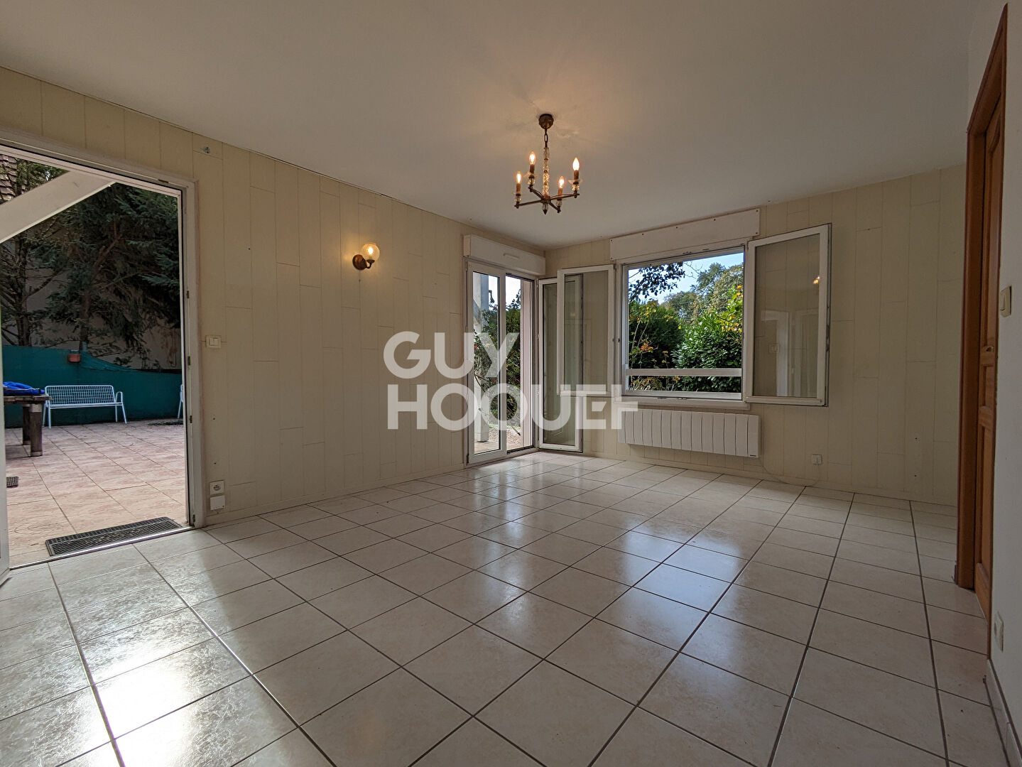 Velotte, maison 103 m² de plain-pied, terrain 4,5 ares