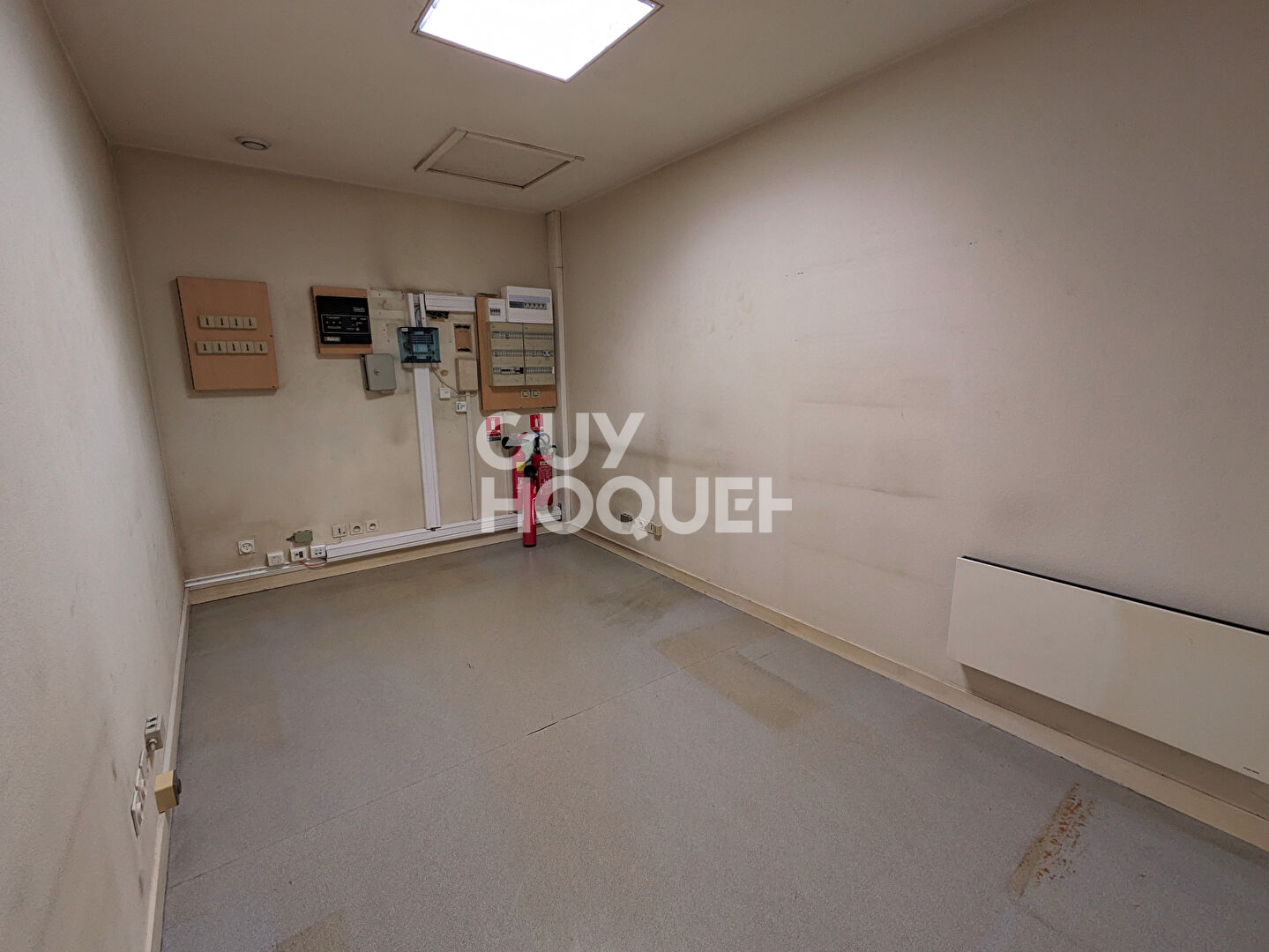 Proche Préfecture, bureaux 219 m²