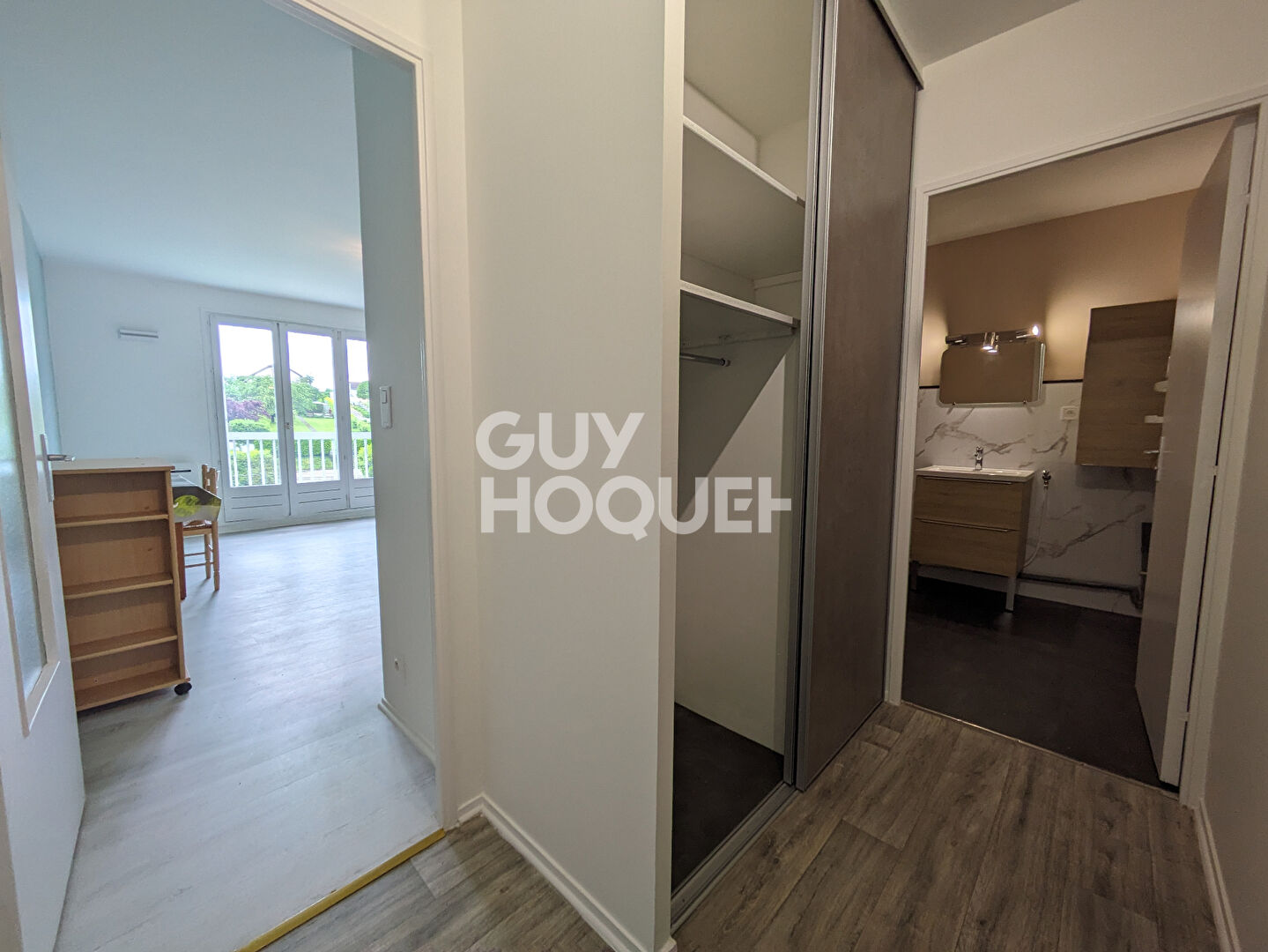 Studio 31 m²,  quartier Saint Claude
