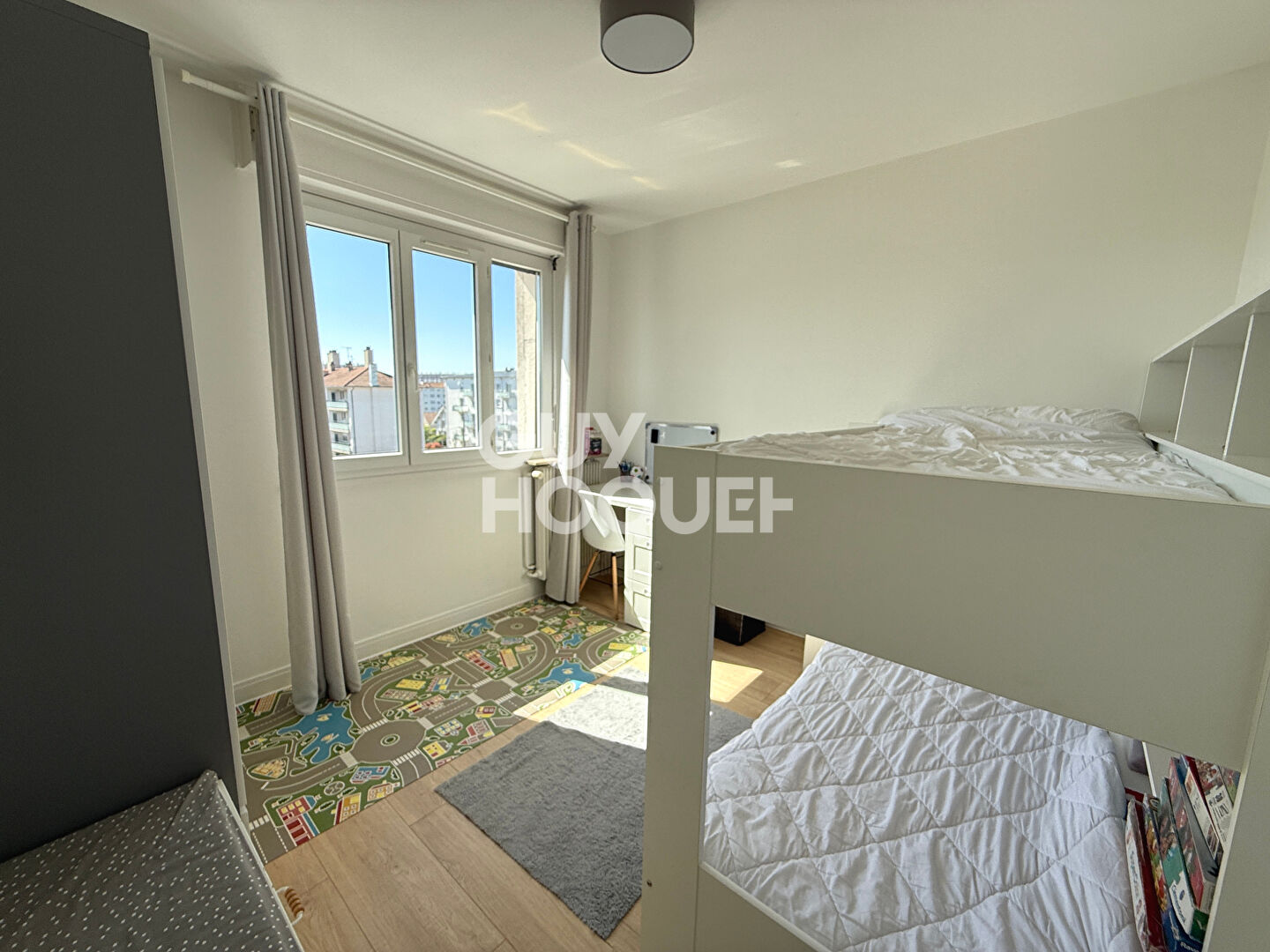 Appartement 82 m², balcon, garage