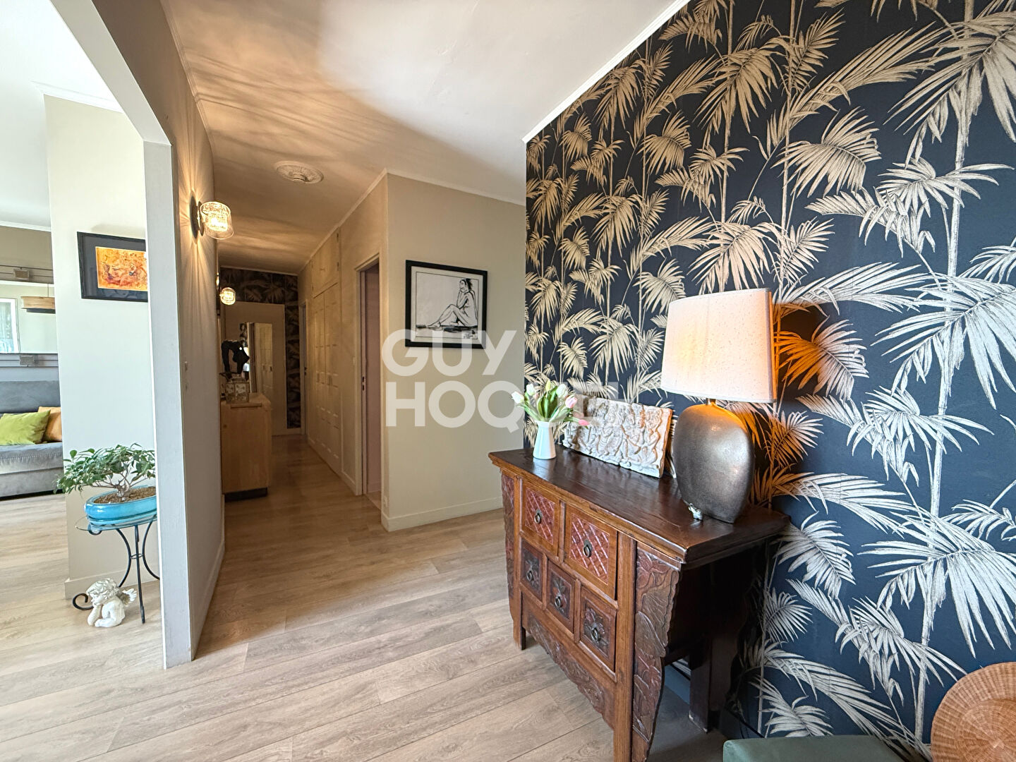 Appartement lumineux avec balcon, garage et parking quartier Saint-Claude