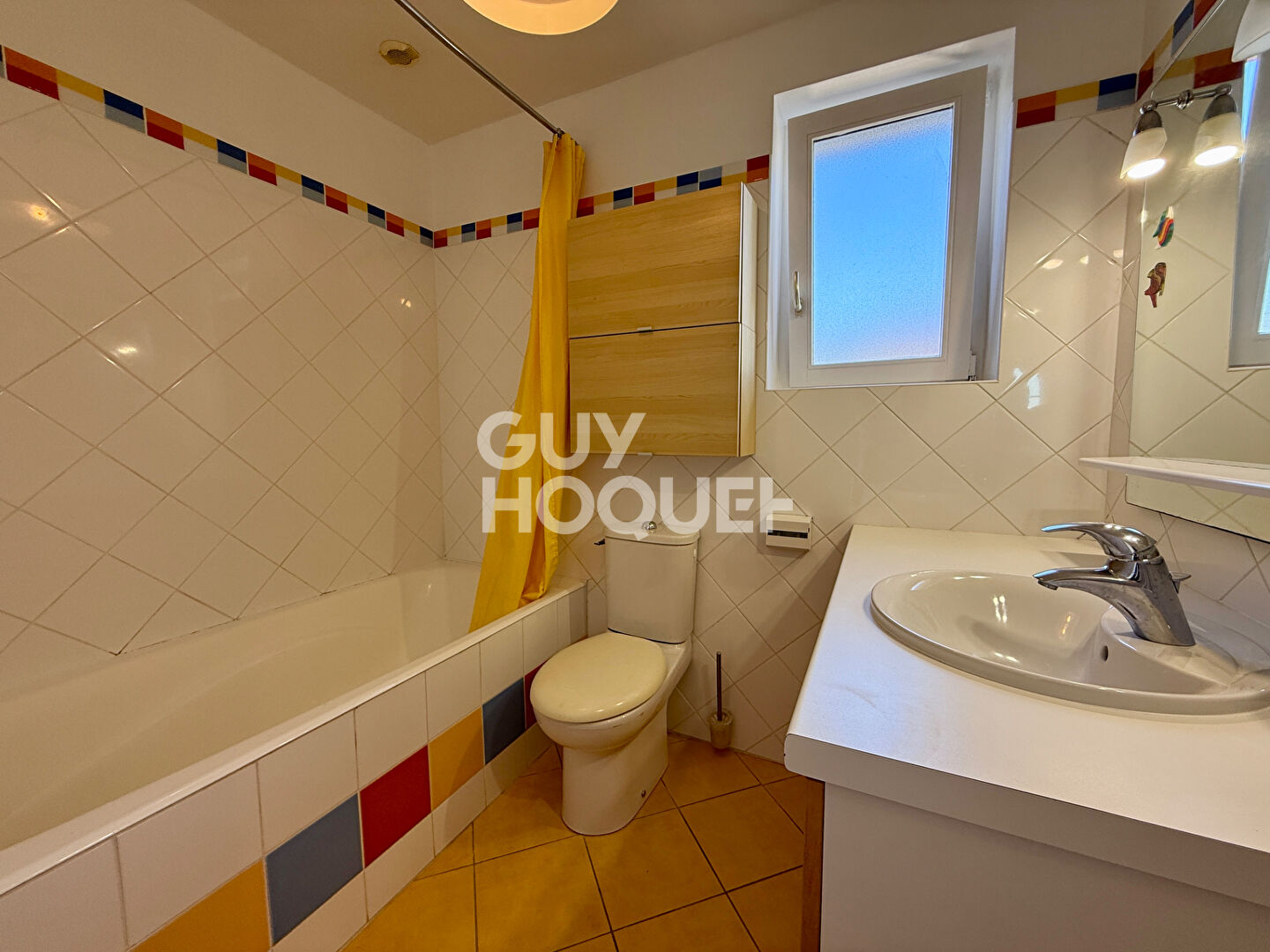 Propriété de charme avec piscine et jardin arboré - Montboucons