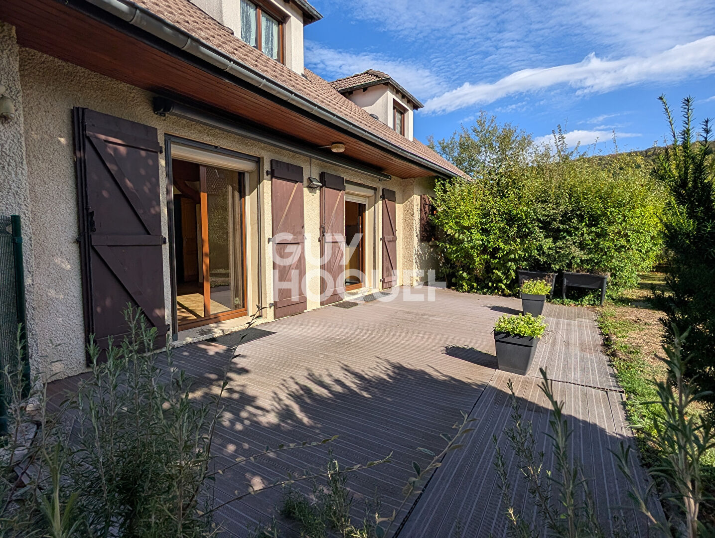 Les Auxons, maison familiale 5 chambres
