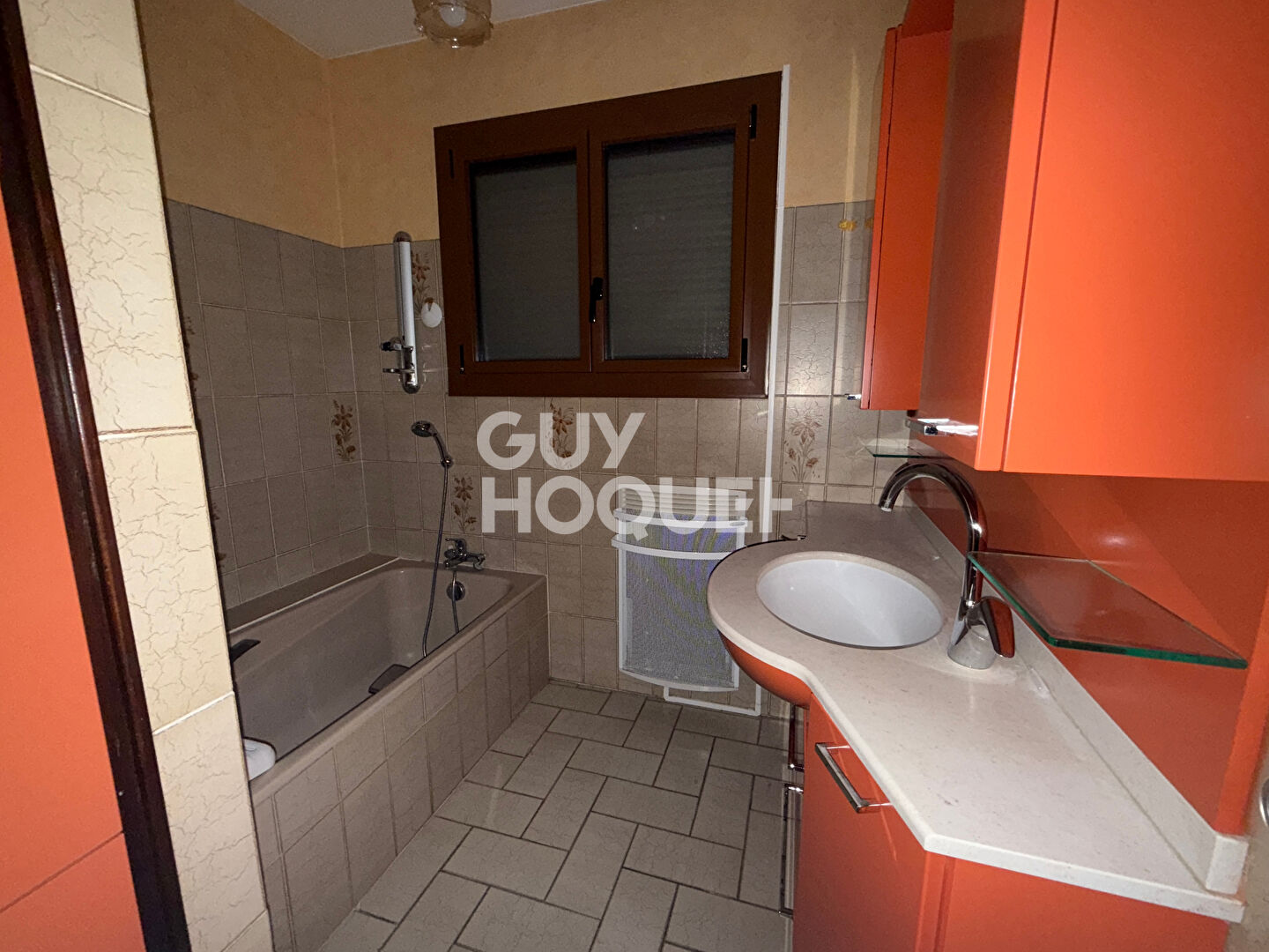 Les Auxons, maison familiale 5 chambres