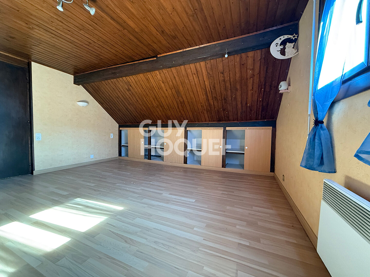 Les Auxons, maison familiale 5 chambres