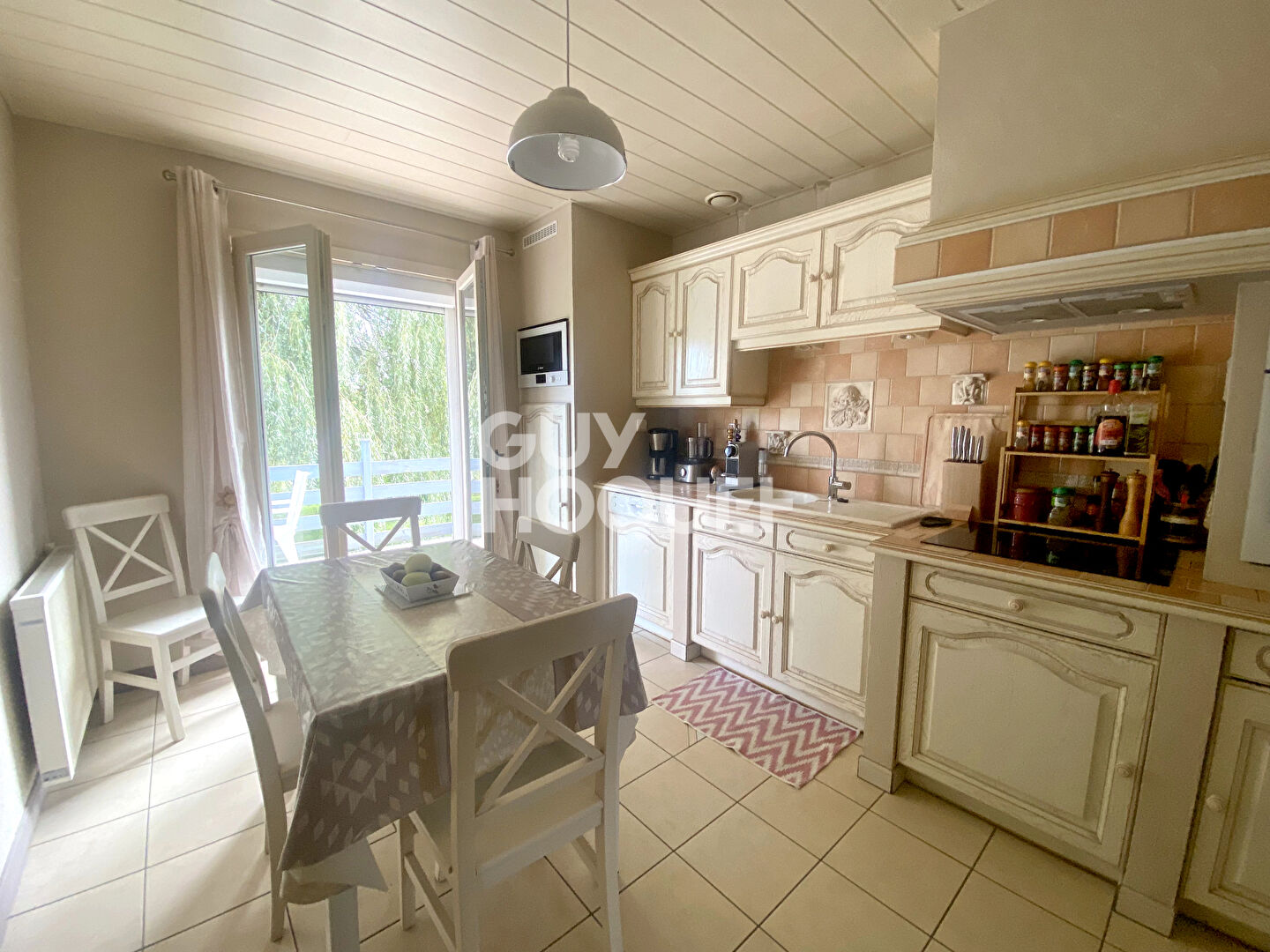 Maison plain-pied 3 chambres, terrain 10,7 ares