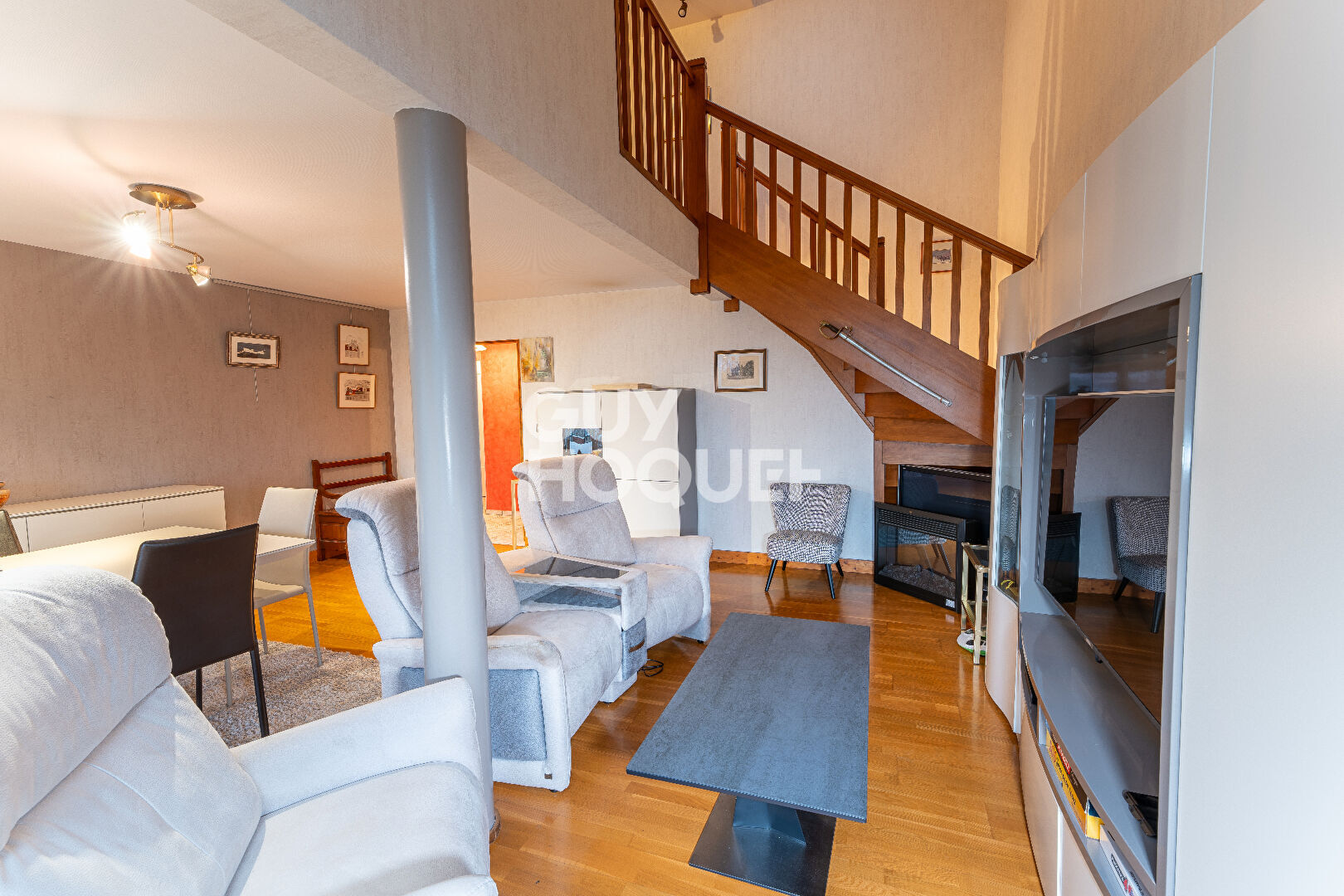 L'espace d'une maison, la tranquillité d'un appartement