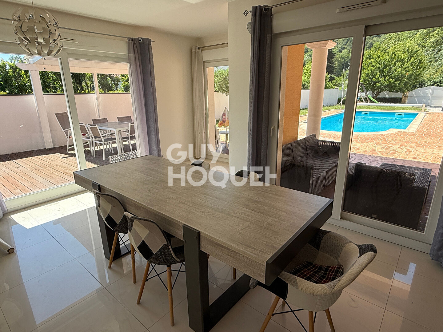 Belle maison familiale de 194 m² avec piscine
