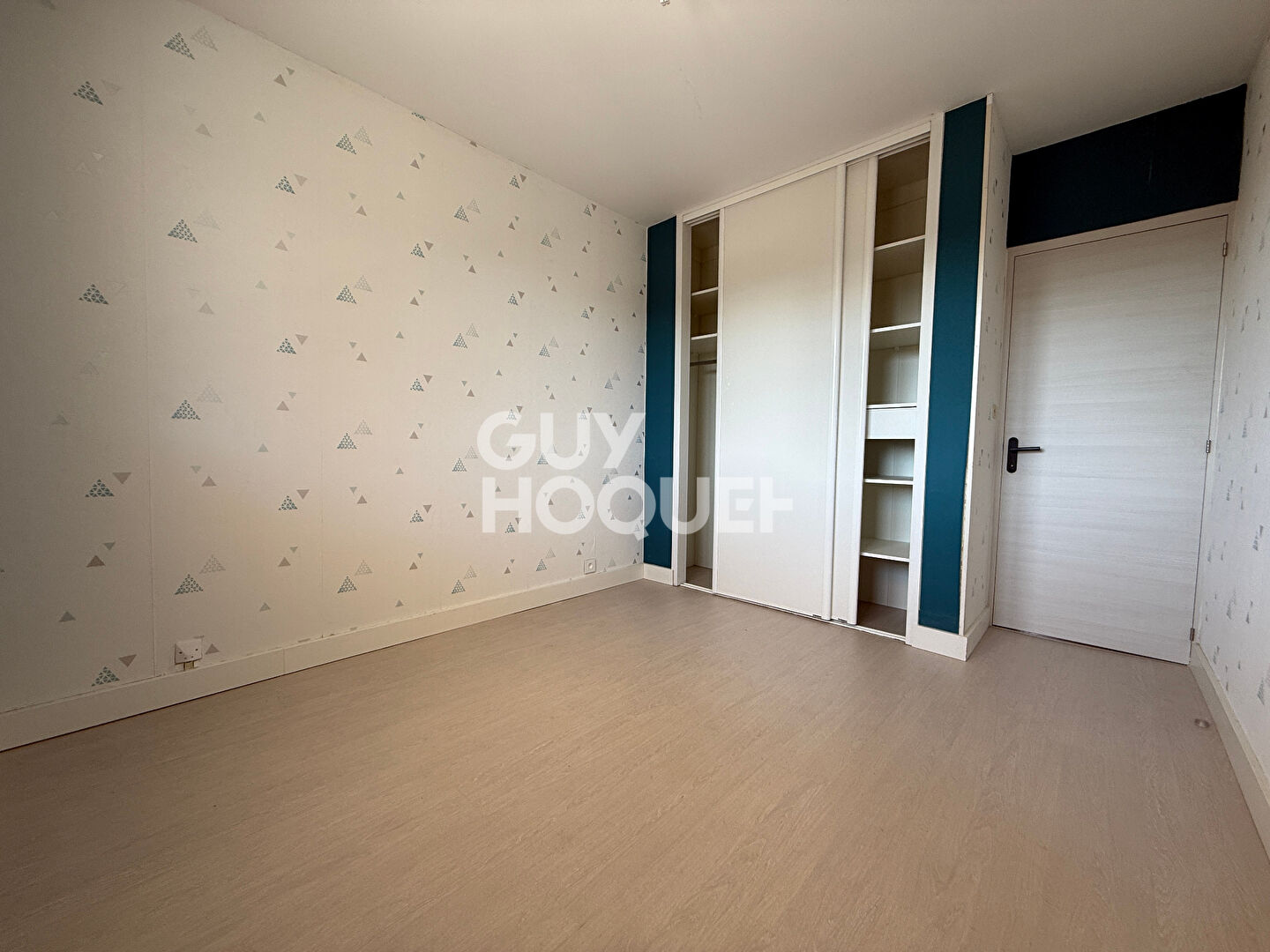 Quartier Saint Claude, appartement familial 4 chambres, 95 m² traversant