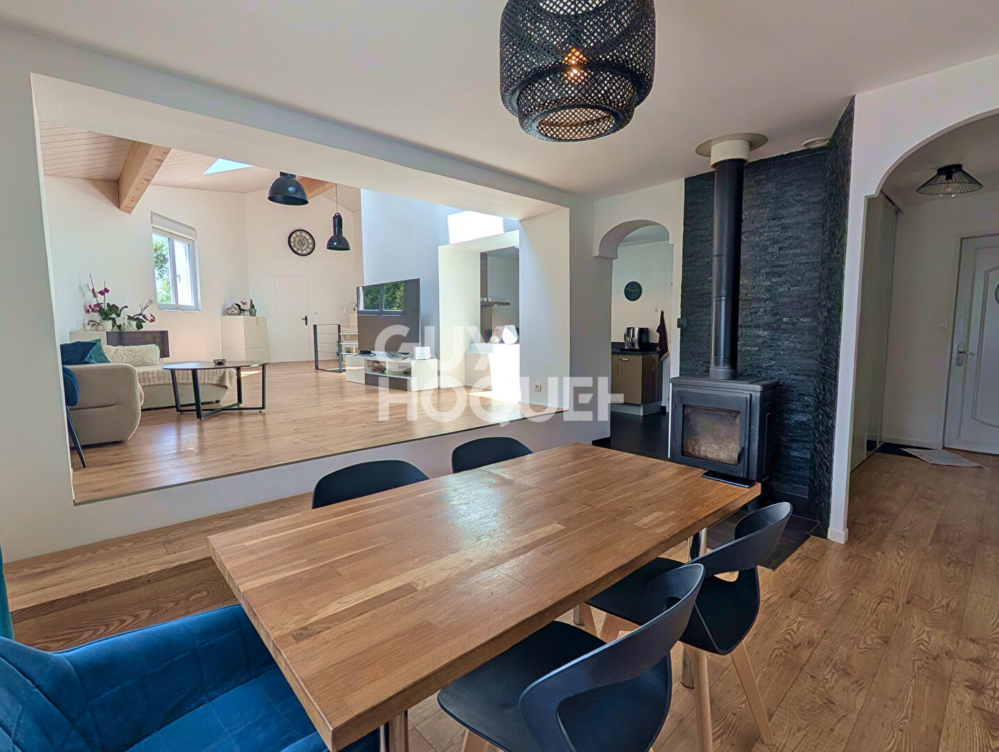 Ecole Valentin, maison DPE B, 229 m²