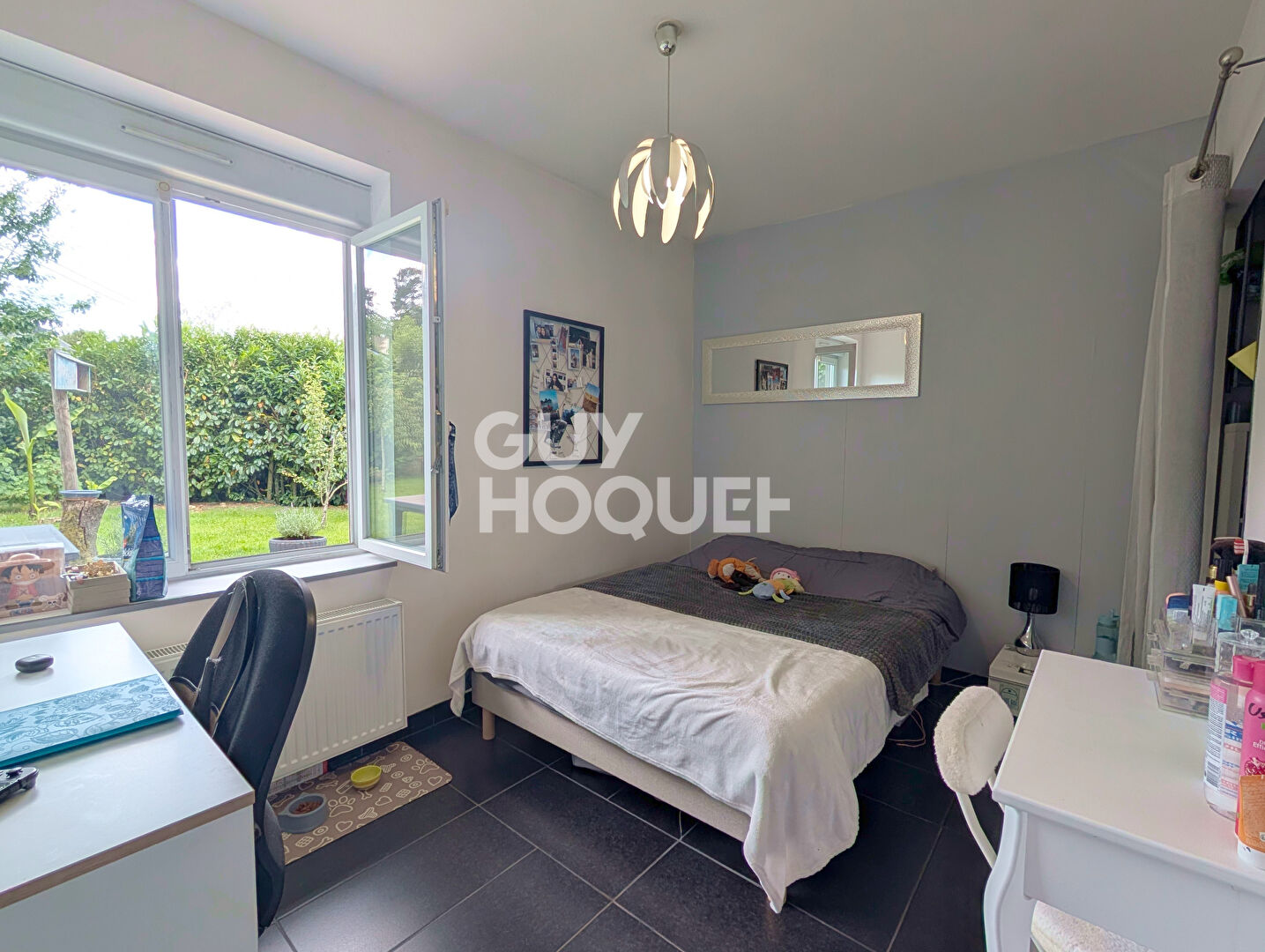 Ecole Valentin, maison DPE B, 229 m²