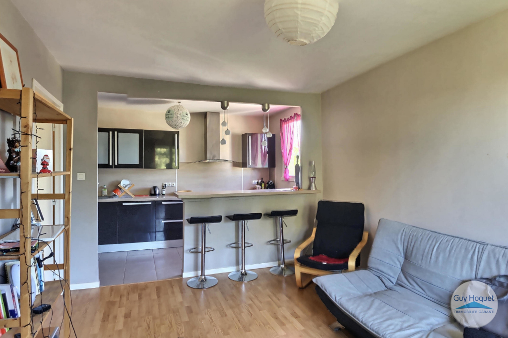 APPARTEMENT EN TRÈS BON ETAT, PROCHE TOUTES COMMODITÉS, AU CALME !