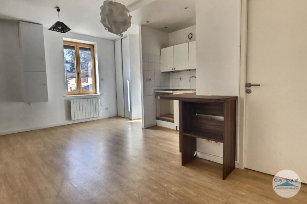 APPARTEMENT T3 DANS PETITE COPROPRIÉTÉ SANS CHARGES COURANTES...