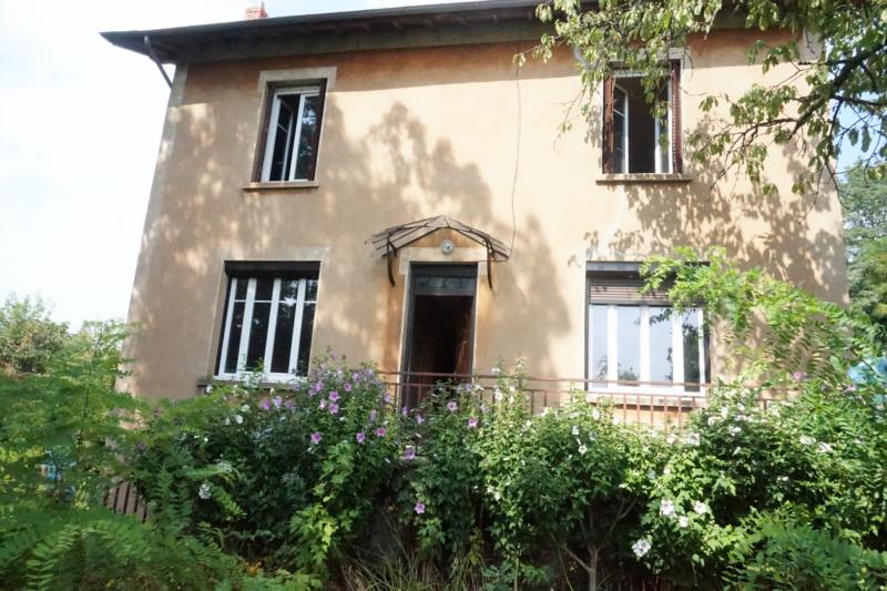Maison des années 30 avec travaux sur la commune de Genay