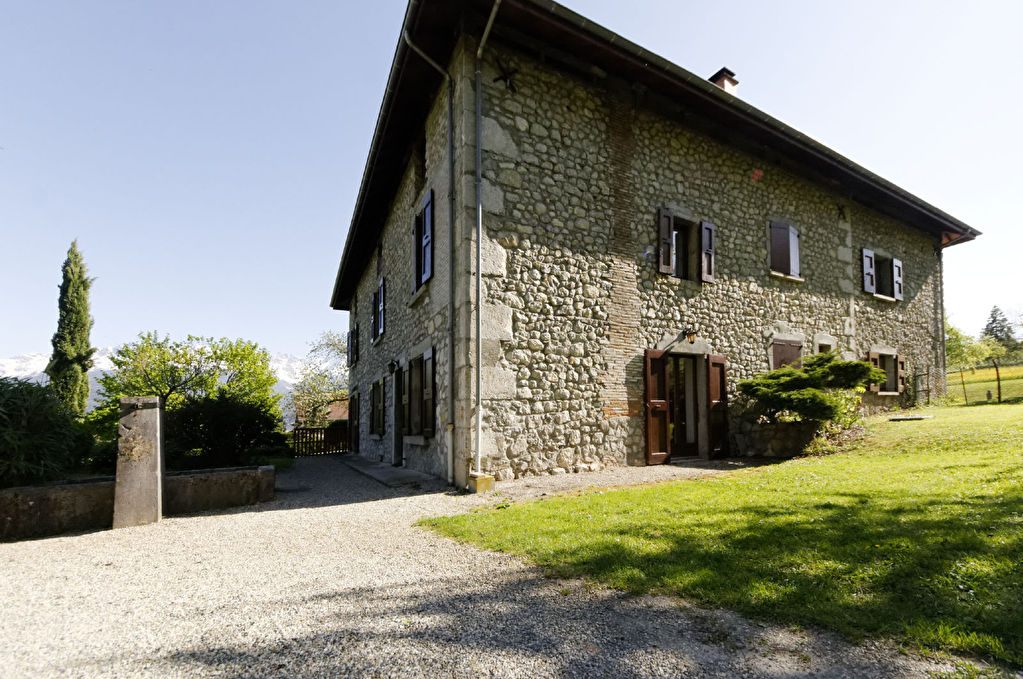 MAISON BERNIN