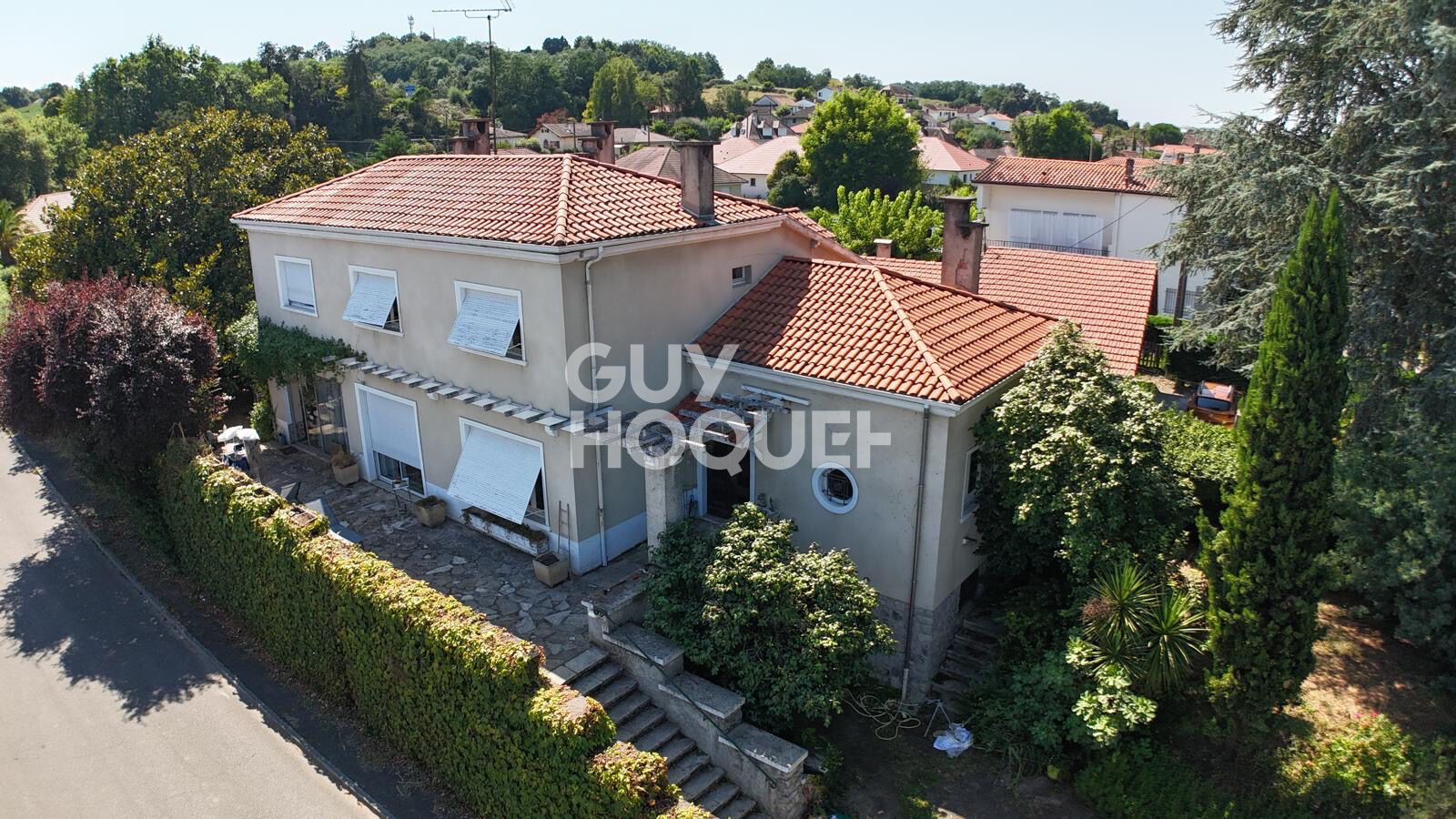 Maison de caractère Orthez 228 m² avec jardin