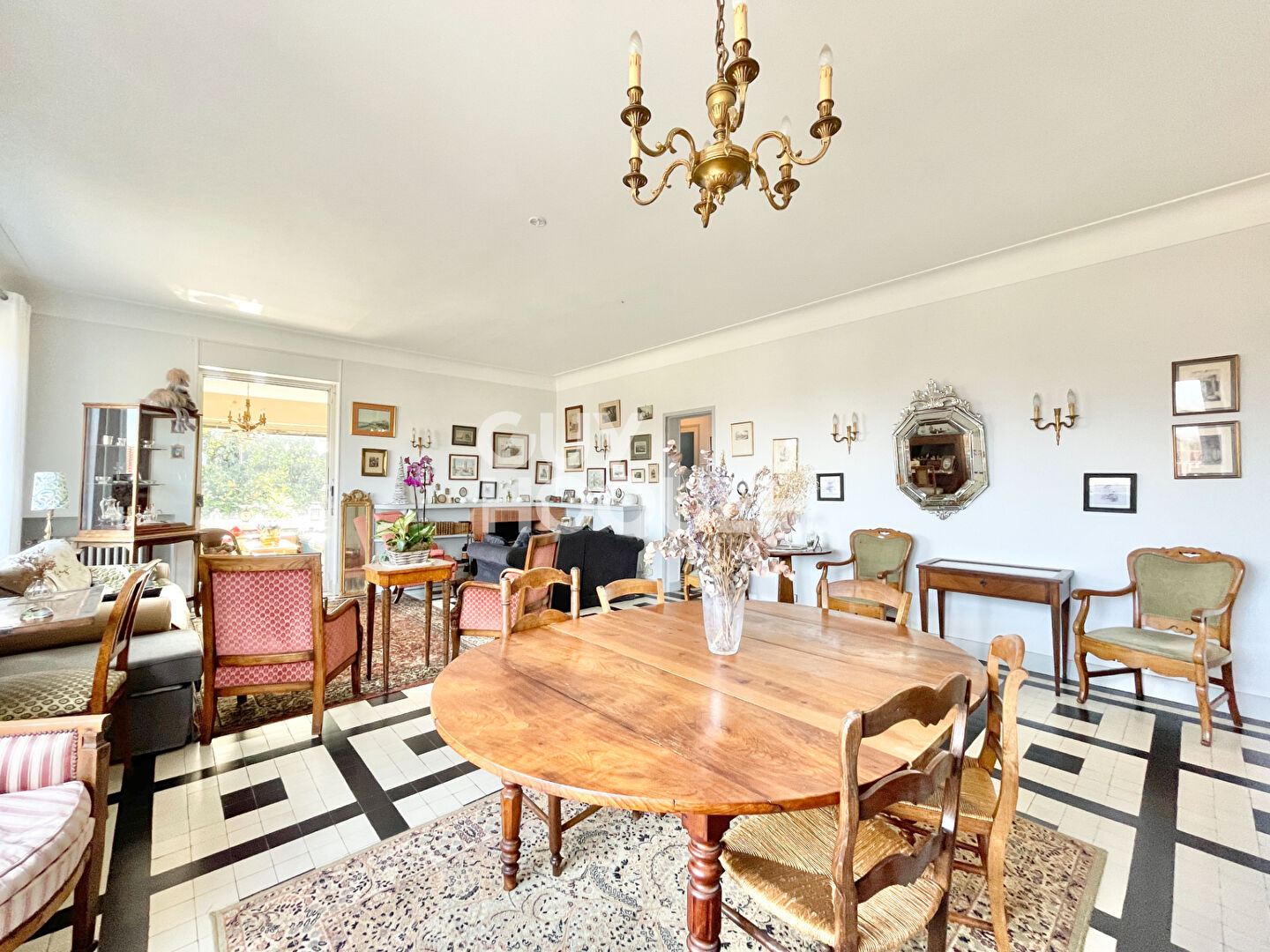 Maison de caractère Orthez 228 m² avec jardin