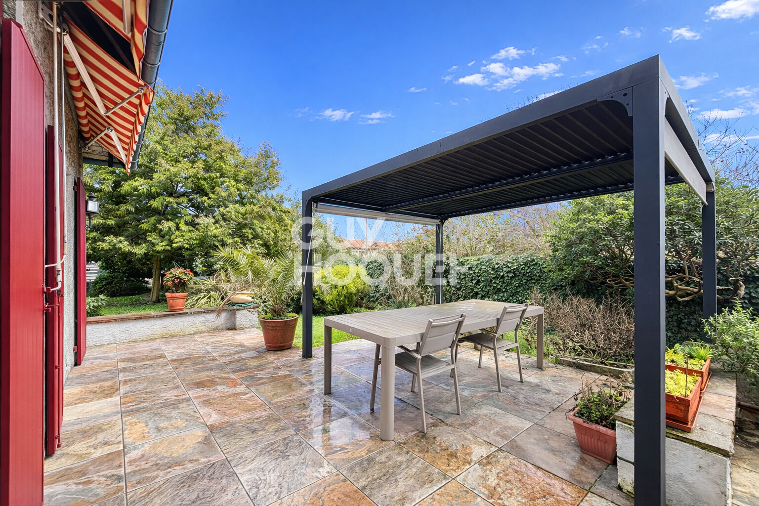 Maison de caractère 175 m² avec garage proche centre ville d'ORTHEZ