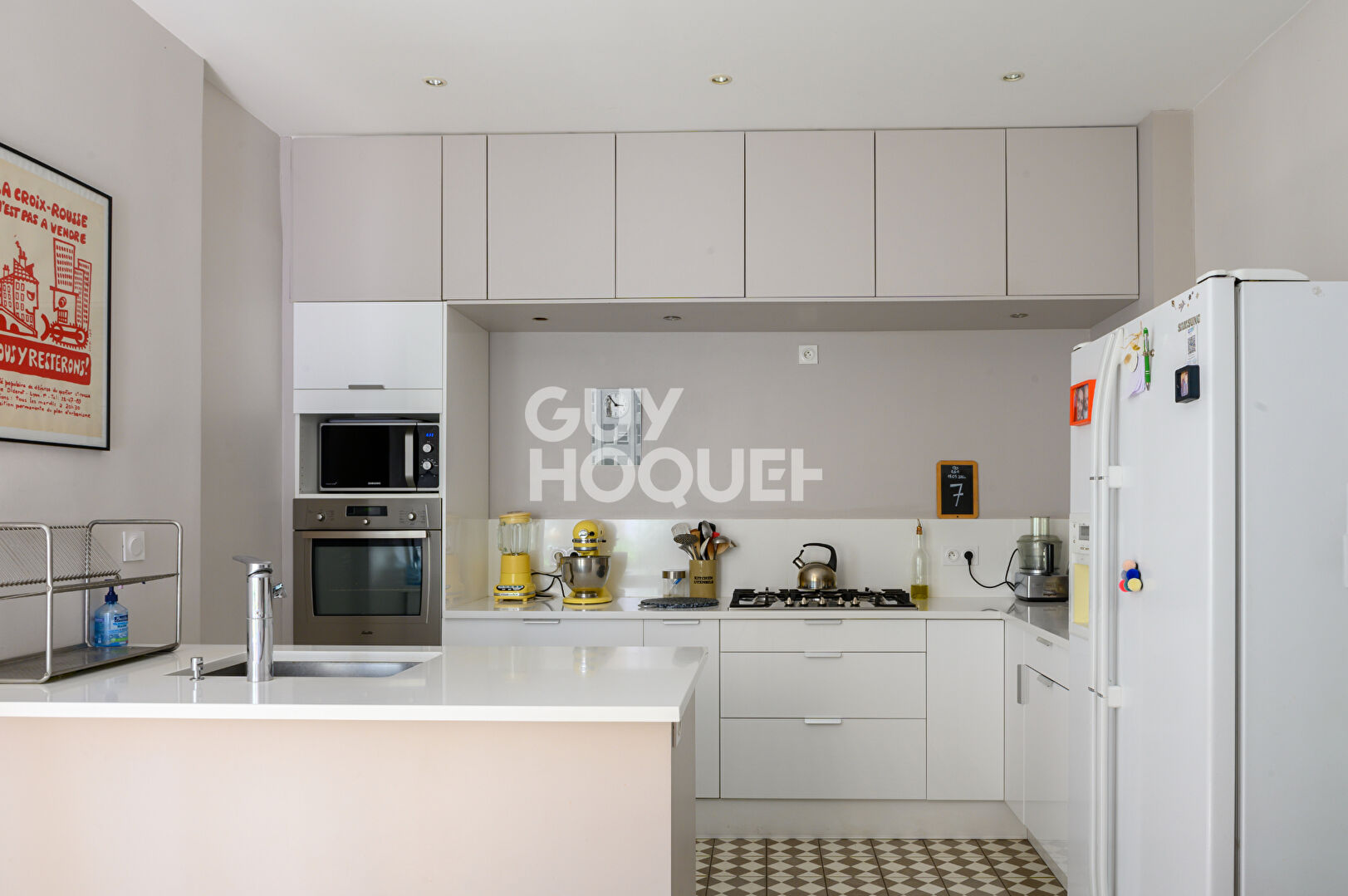 centre Croix Rousse T5  -parking fermé -178 m2 -balcon