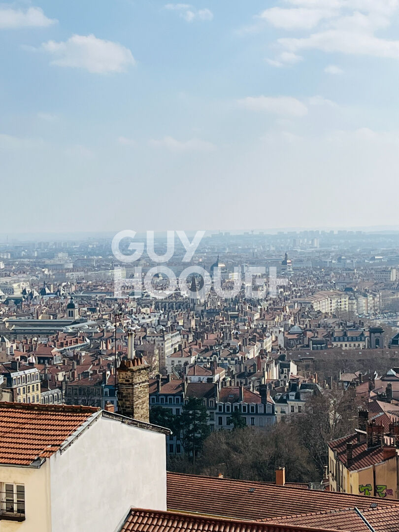 Appartement  dernier étage 66 m2 carrez à rénover  pour en faire un bijoux