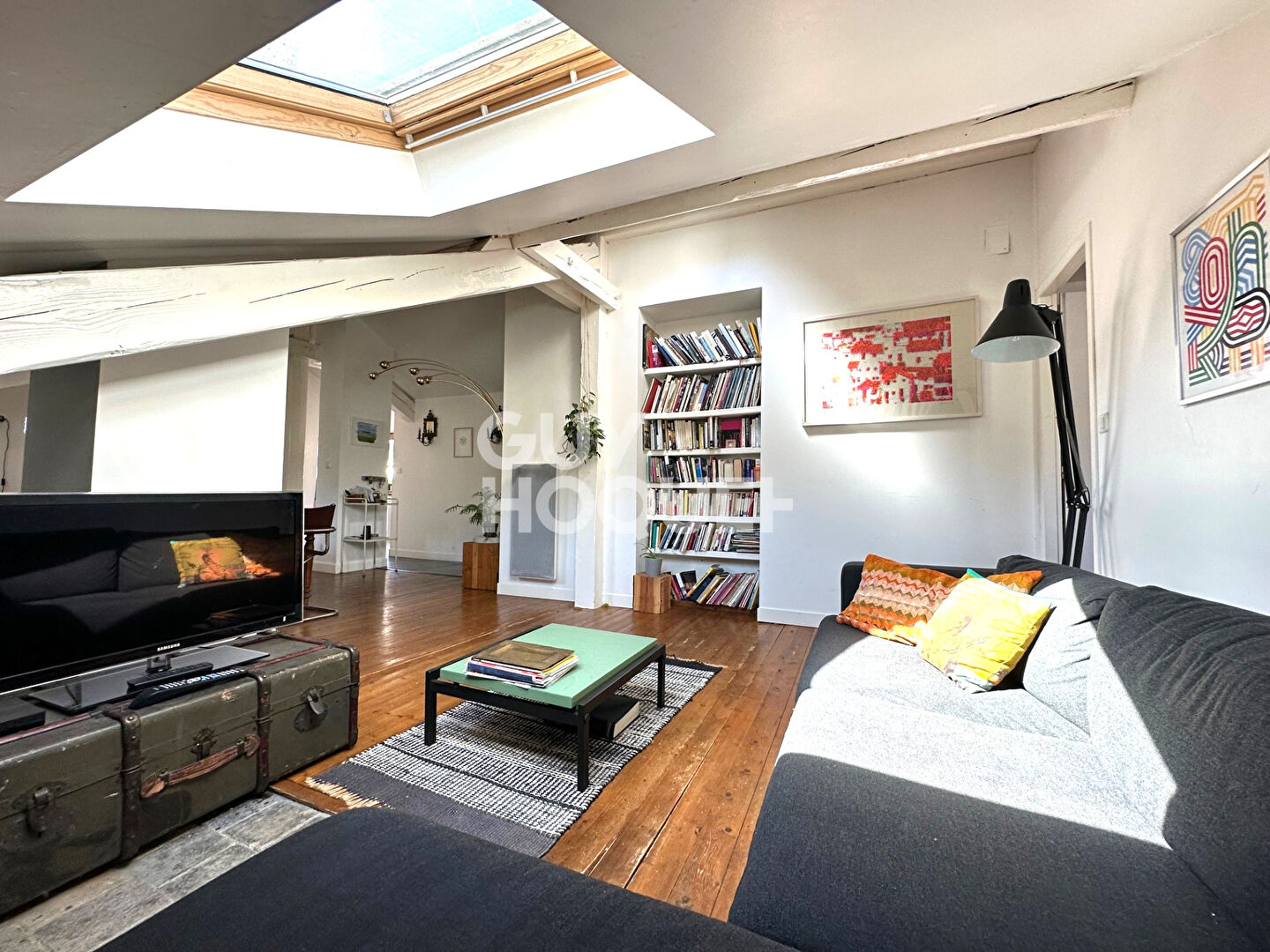 Charbonnières Hypercentre- Appartement atypique -